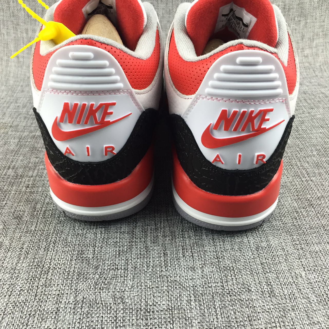 Air Jordan3 Flame Red NIKE LOGO original 136064-1207