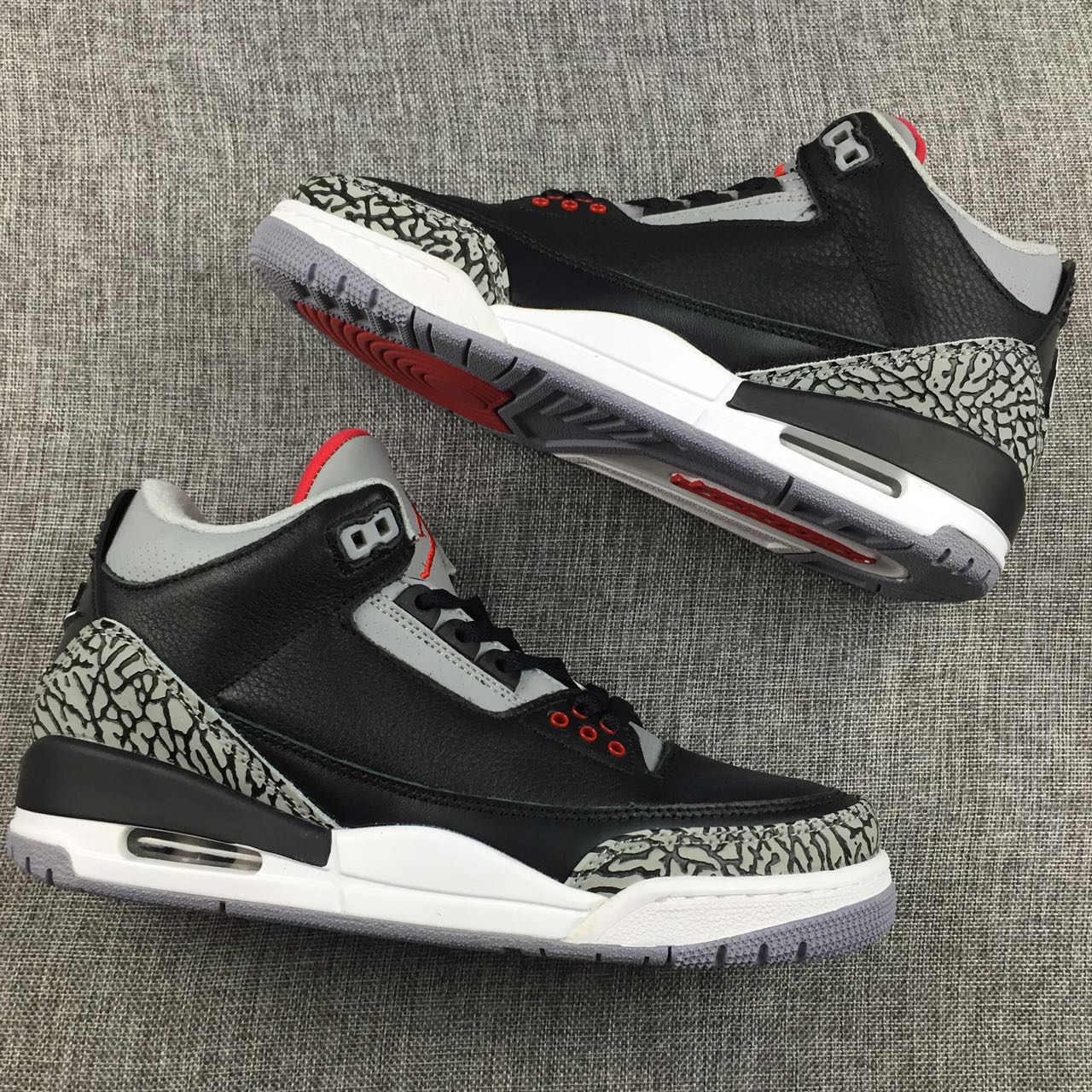 Air Jordan 3 Black Cement Re-engraved NIKE LOGO original 580775-0108
