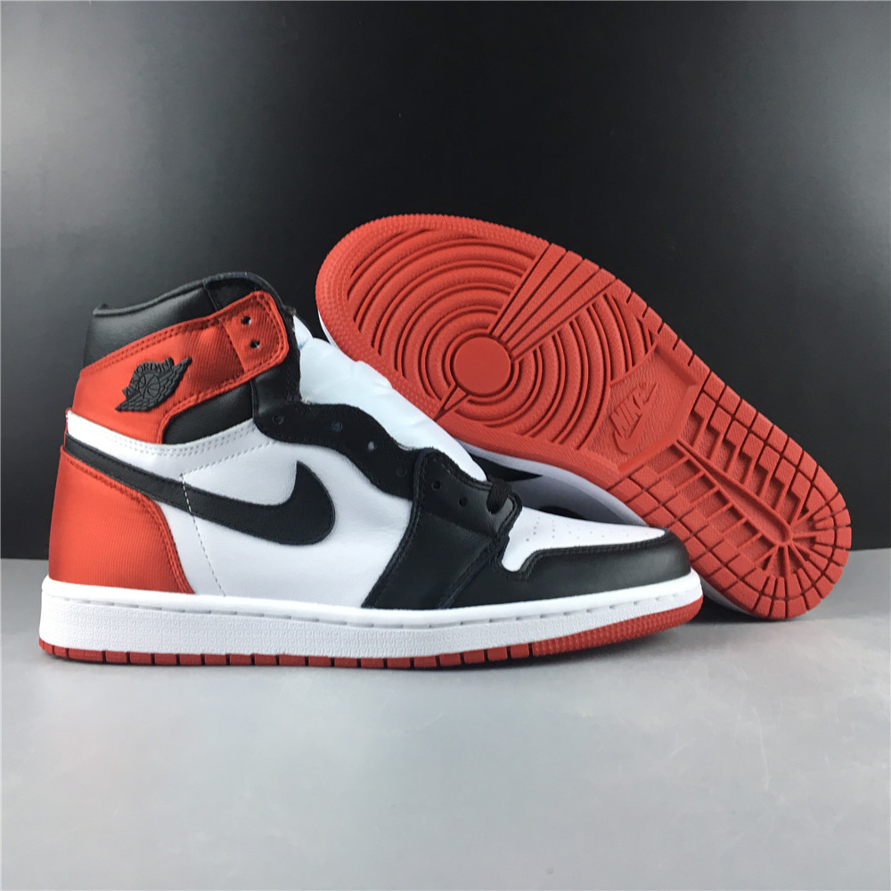 Air Jordan 1 Retro High Satin Black Toe CD0461-016