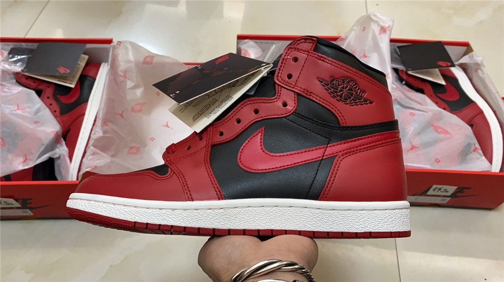 Air Jordan 1 Retro High 85 Varsity Red BQ4422-600