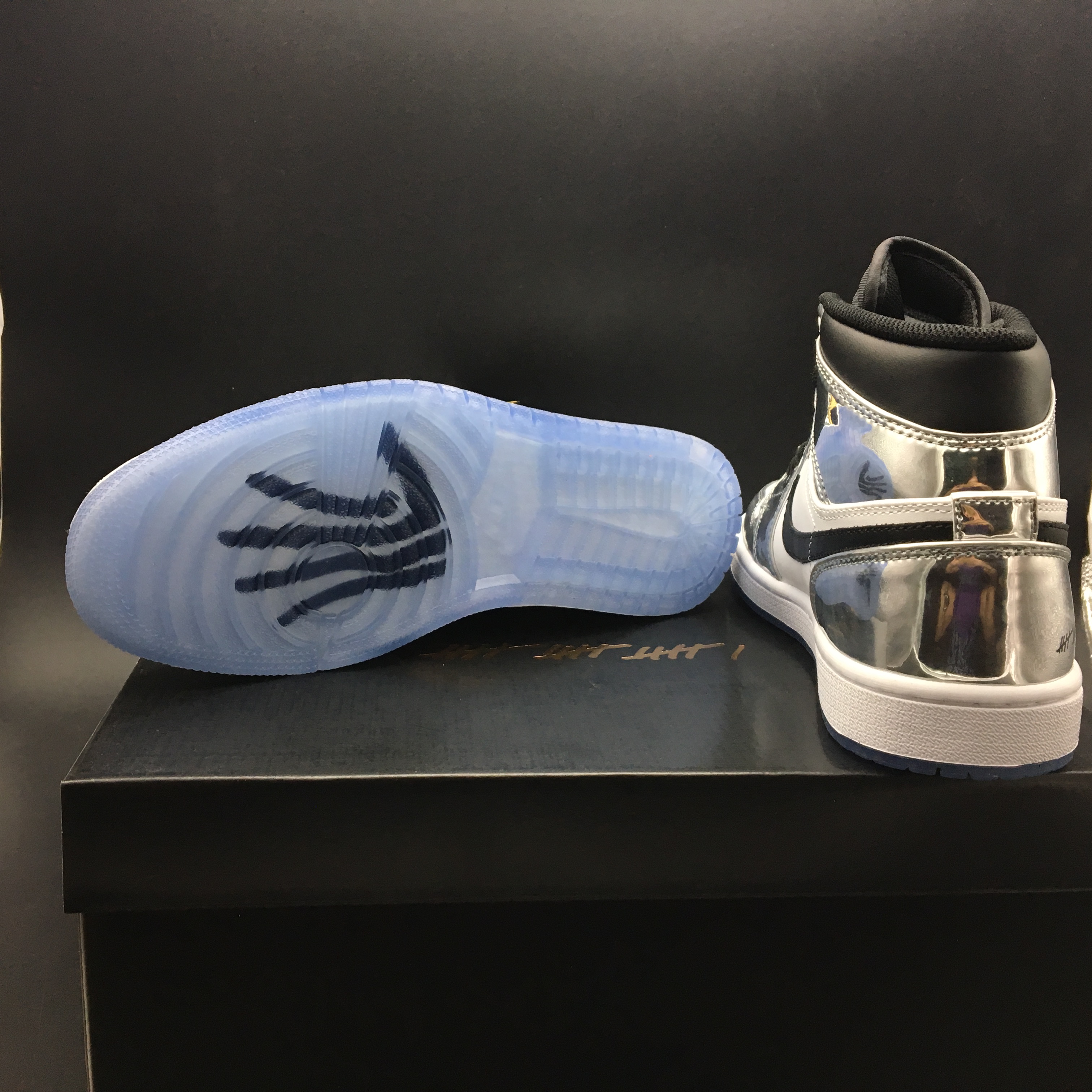 Air Jordan 1 Retro High Think 16 (Pass the Torch) AQ7476-016