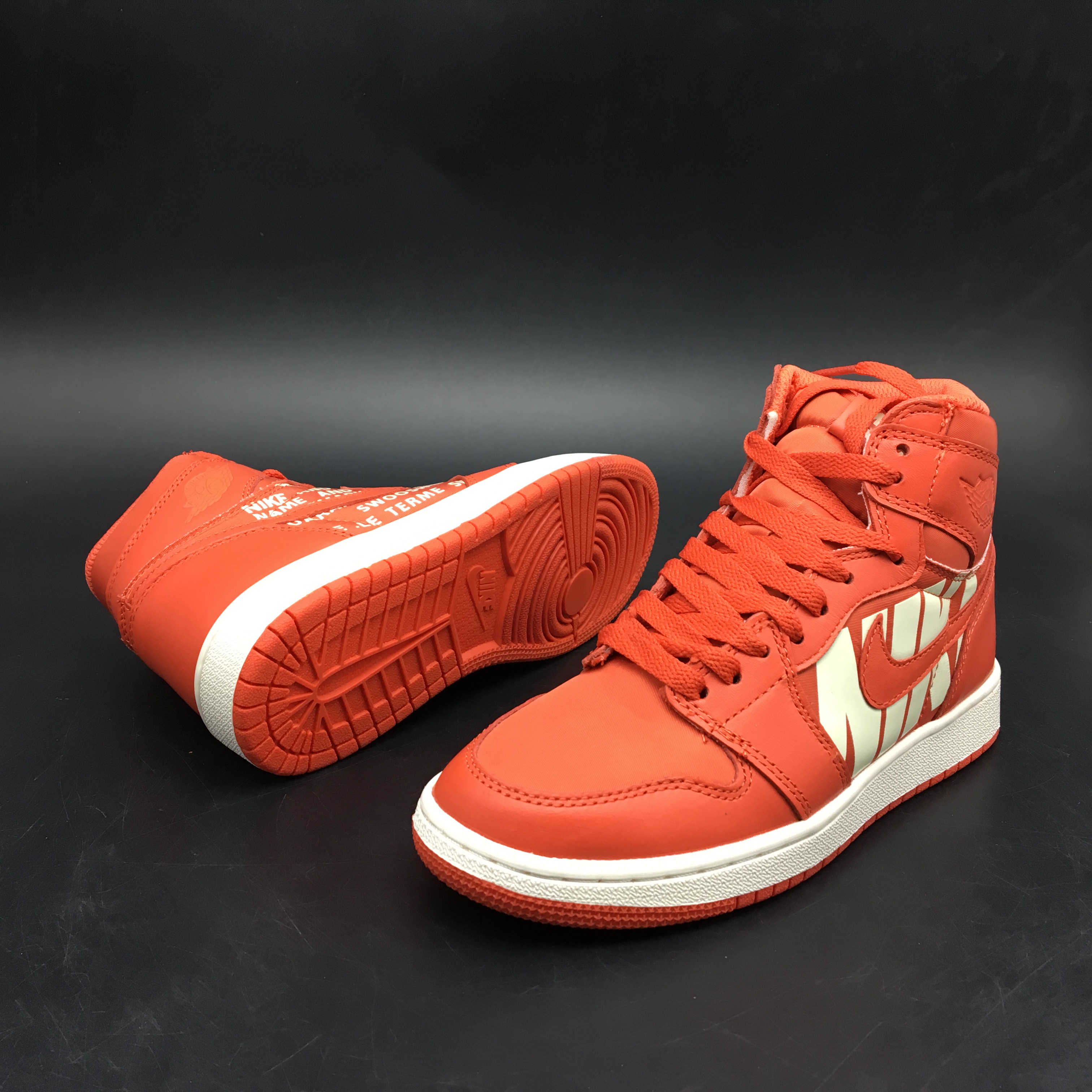 Air Jordan 1 Retro High OG BG 575441-800