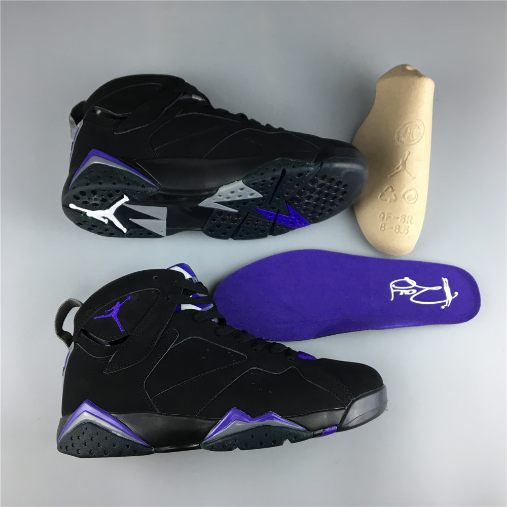 Air Jordan 7 Retro Ray Allen Bucks 304775-053