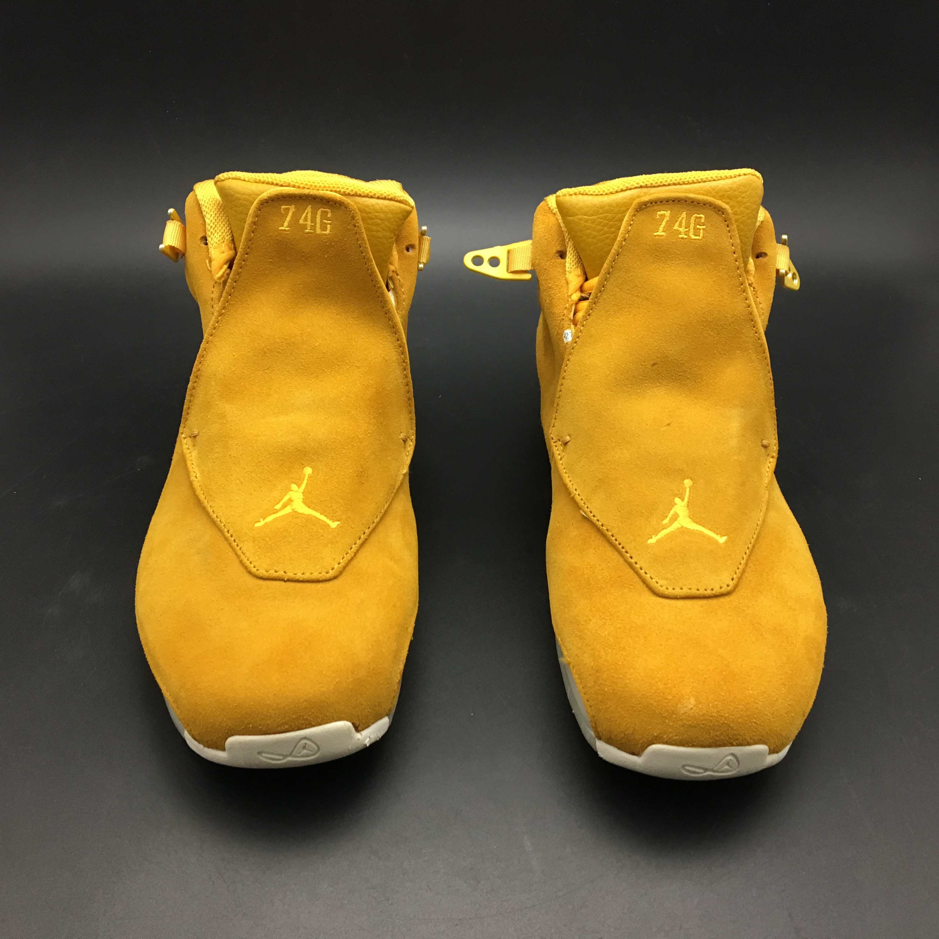 Air Jordan 18 Retro Yellow Ochre AA2494-701