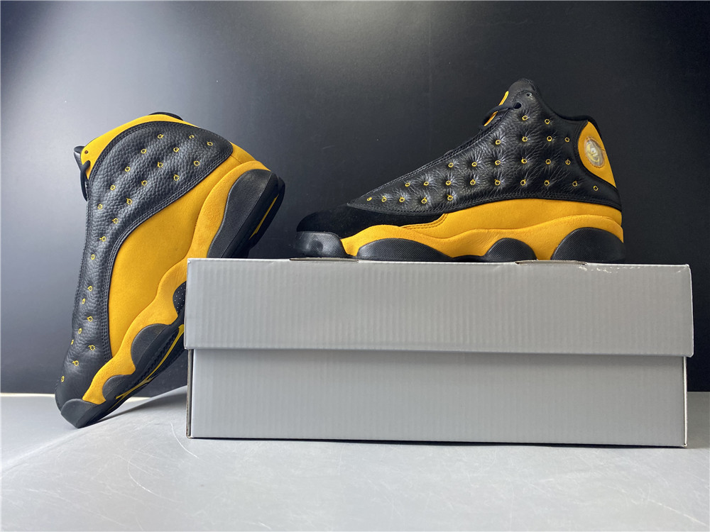 Air Jordan 13 Retro PE OREGON DUCKS AR4390-035