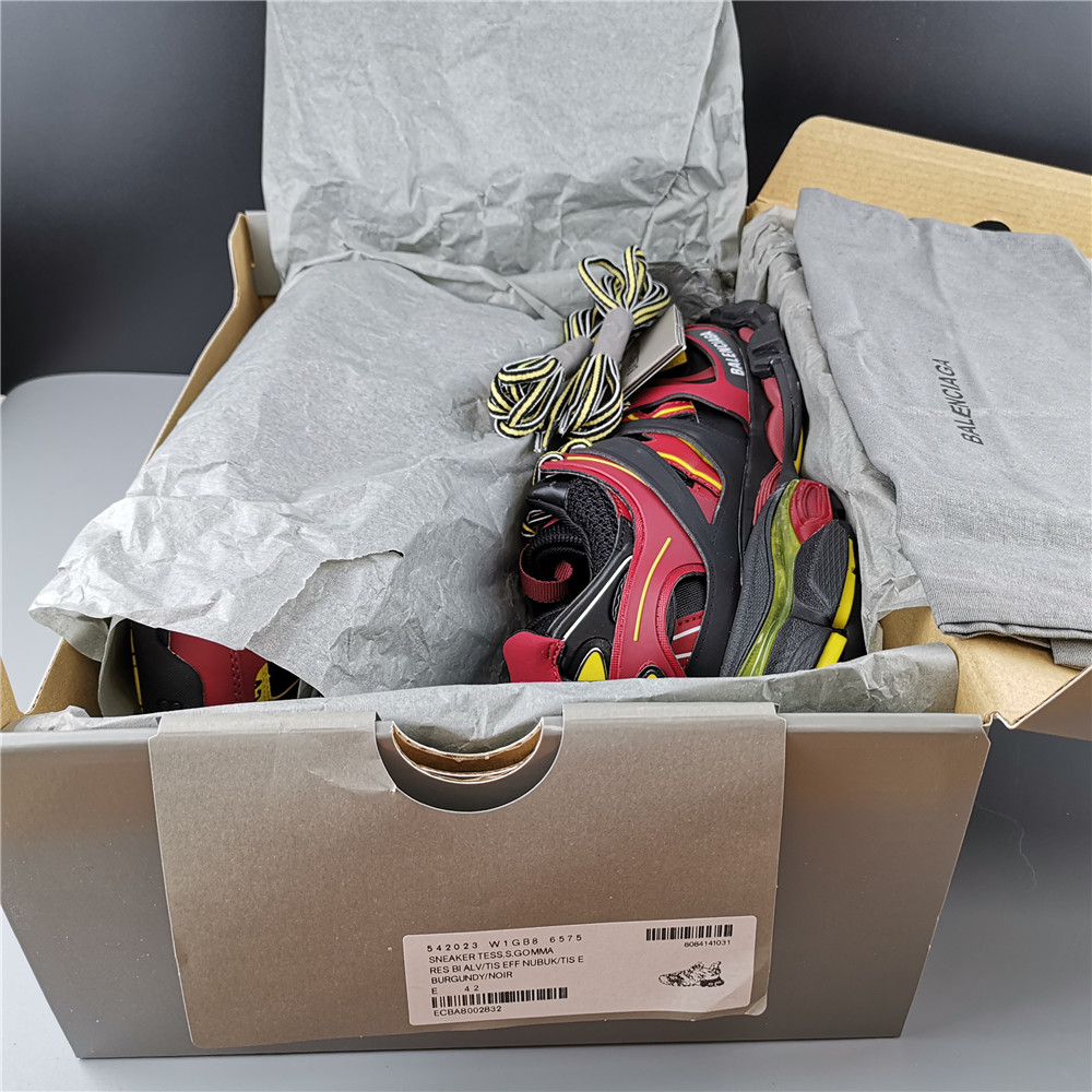 Blncig Track Trainers Burgundy Black