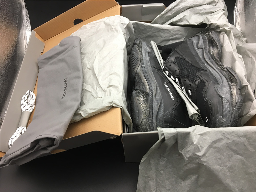 Blncig Triple S Black Clear Sole