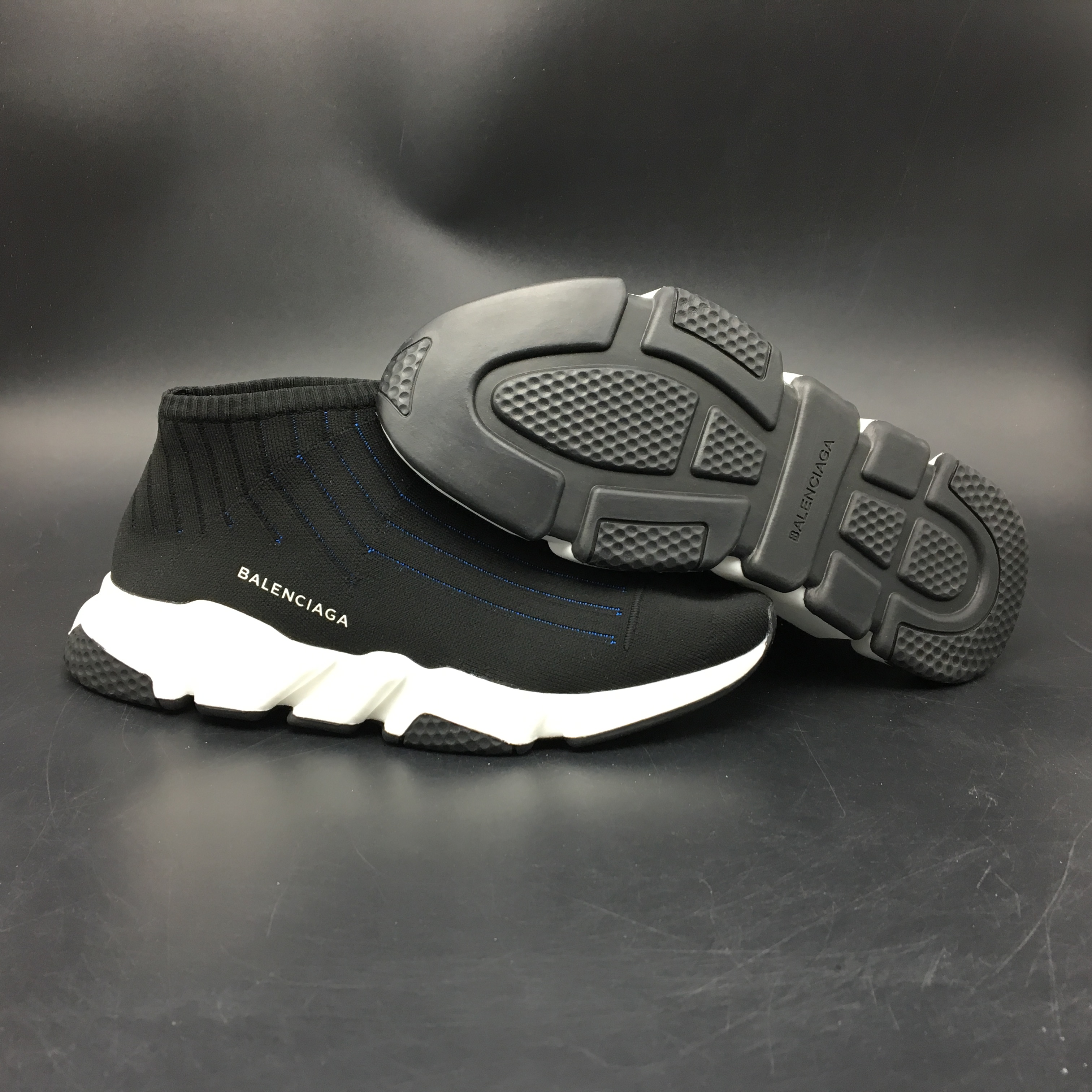 Blncig Black Blue White 458653-W50G0-1000