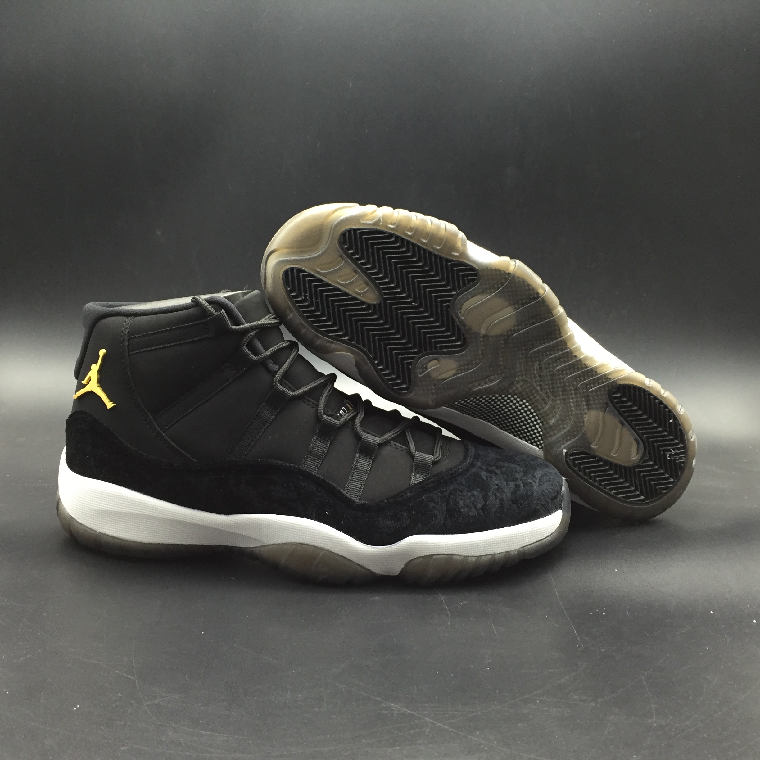 Air Jordan 11 black gold velvet