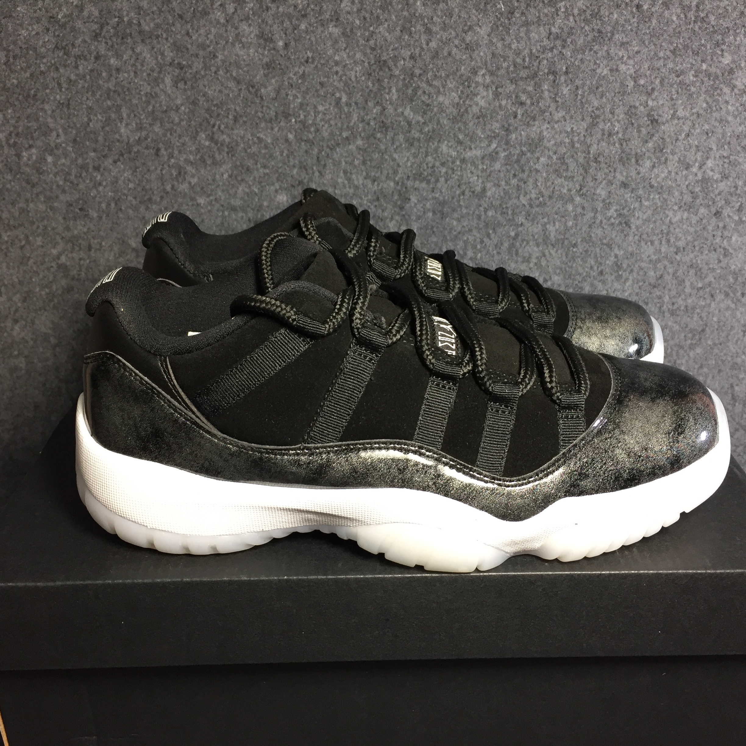 Air Jordan 11 Low “Barons”