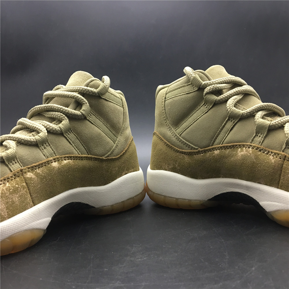 Air Jordan 11 Neutral Olive AR0715-200