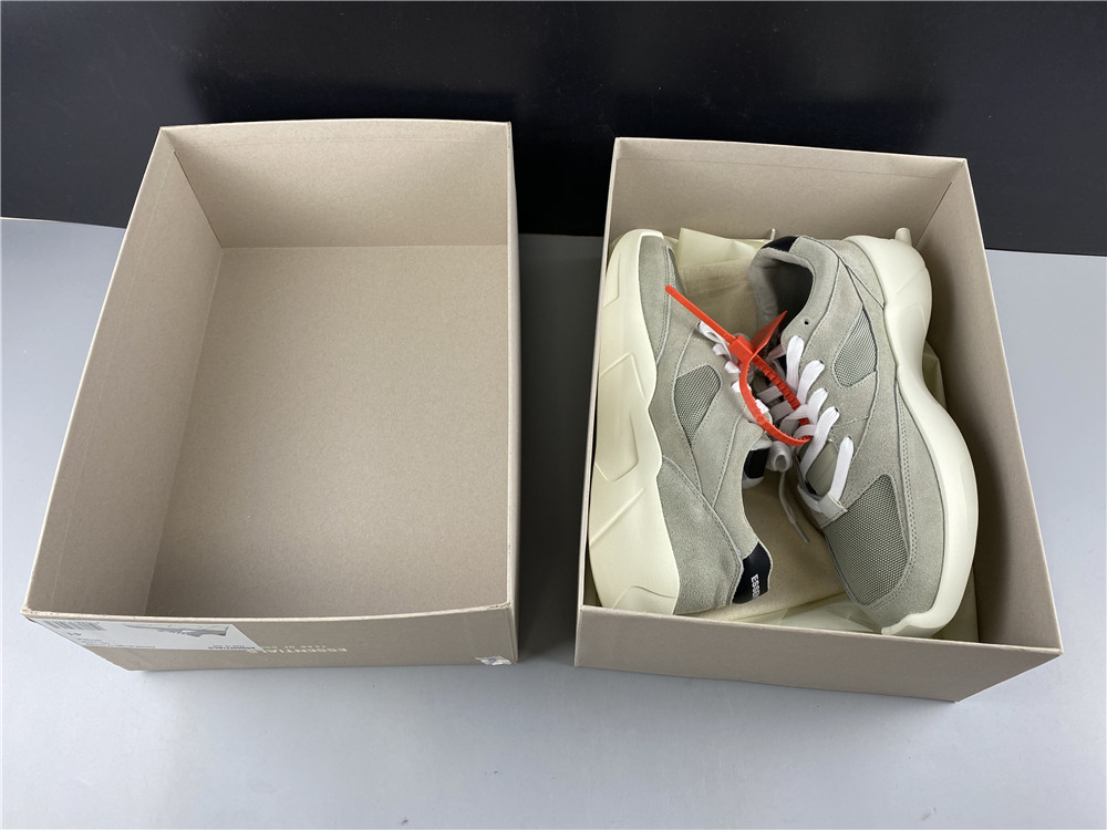 FrfGd Essentials Distance Runner Grey ES03W19U-SRLEFAG3WB