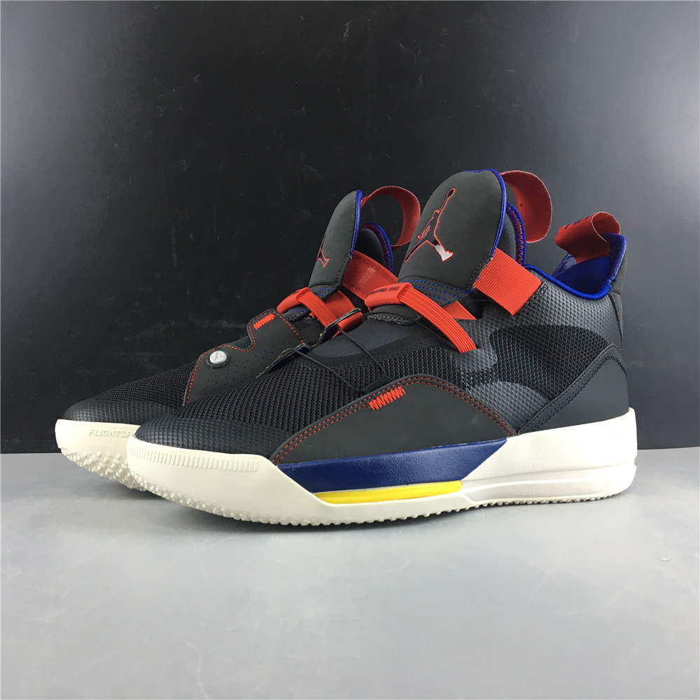 Air Jordan 33 Teck Pack black red BV5072-001