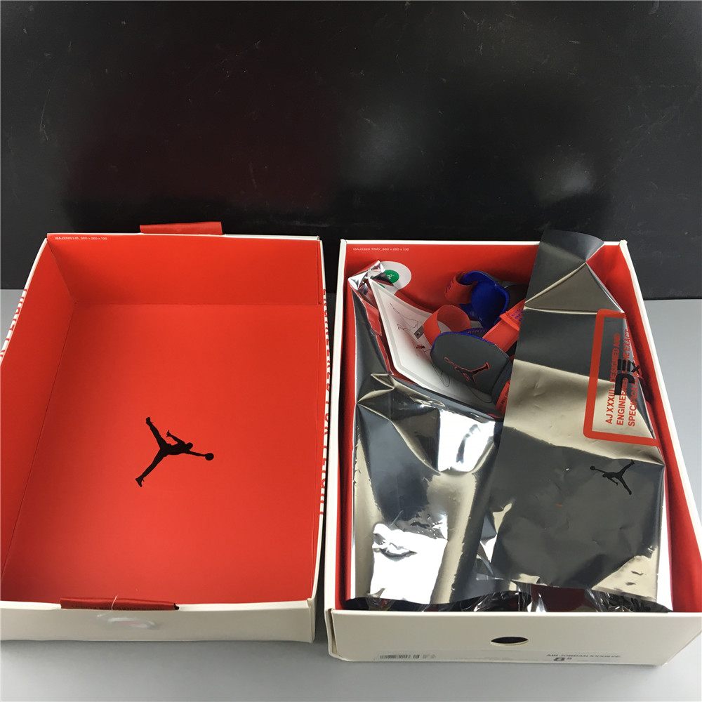 Air Jordan 33 Teck Pack black red BV5072-001