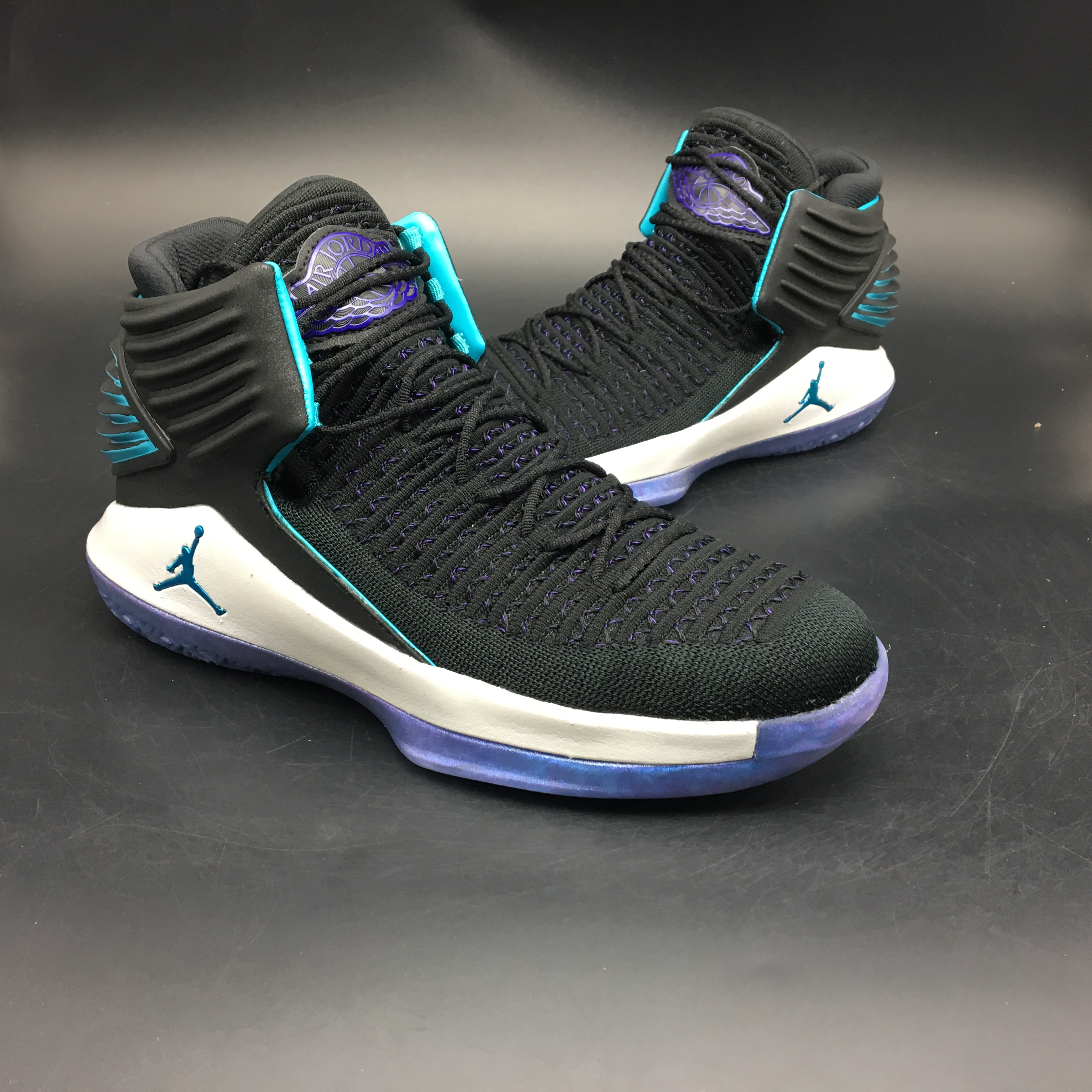 Jordan XXXII CEO AA1253-016