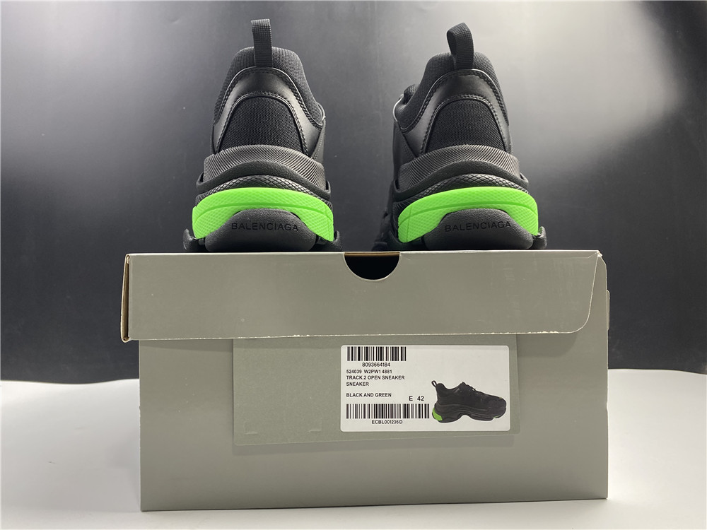 Blncig Triple S Black & Green 524039 W2PW1 4881