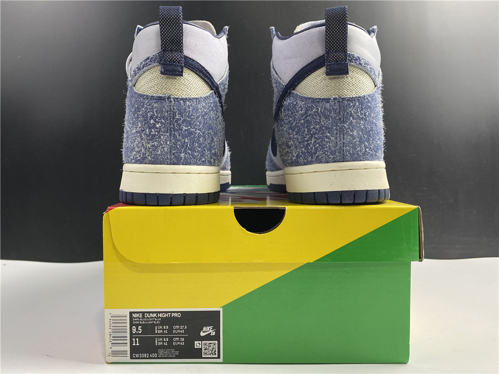 Nike SB Dunk High Pro STRAWBERRY COUGH CW3092-400