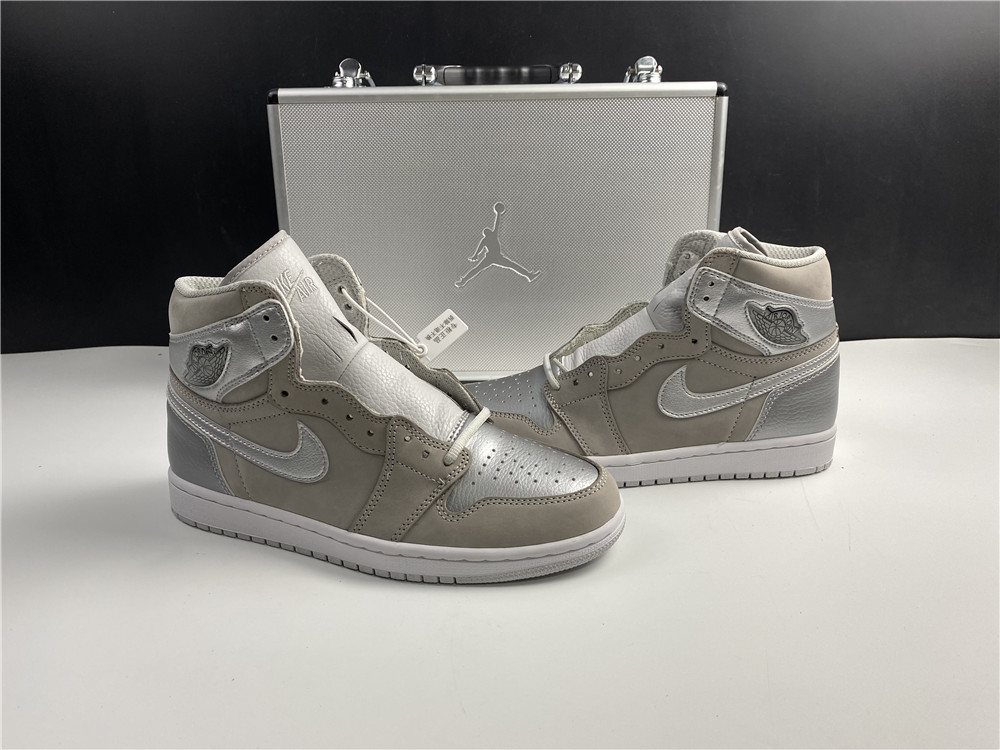 Air Jordan 1 Retro High CO Japan Neutral Grey (Suitcase) DA0382-029