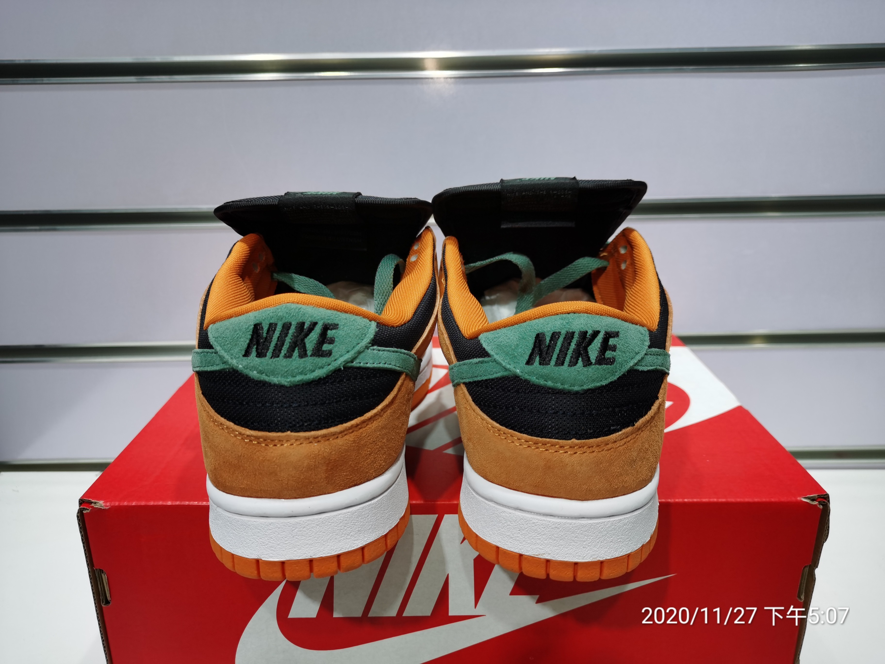 Nike Dunk Low Ceramic (2020) DA1469-001