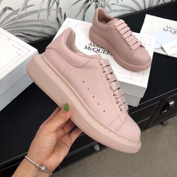Alxndr McQN Exclusive Pink Suede Oversized 211259F128098