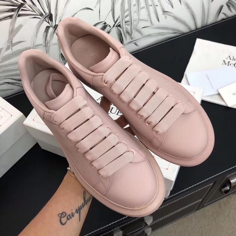 Alxndr McQN Exclusive Pink Suede Oversized 211259F128098