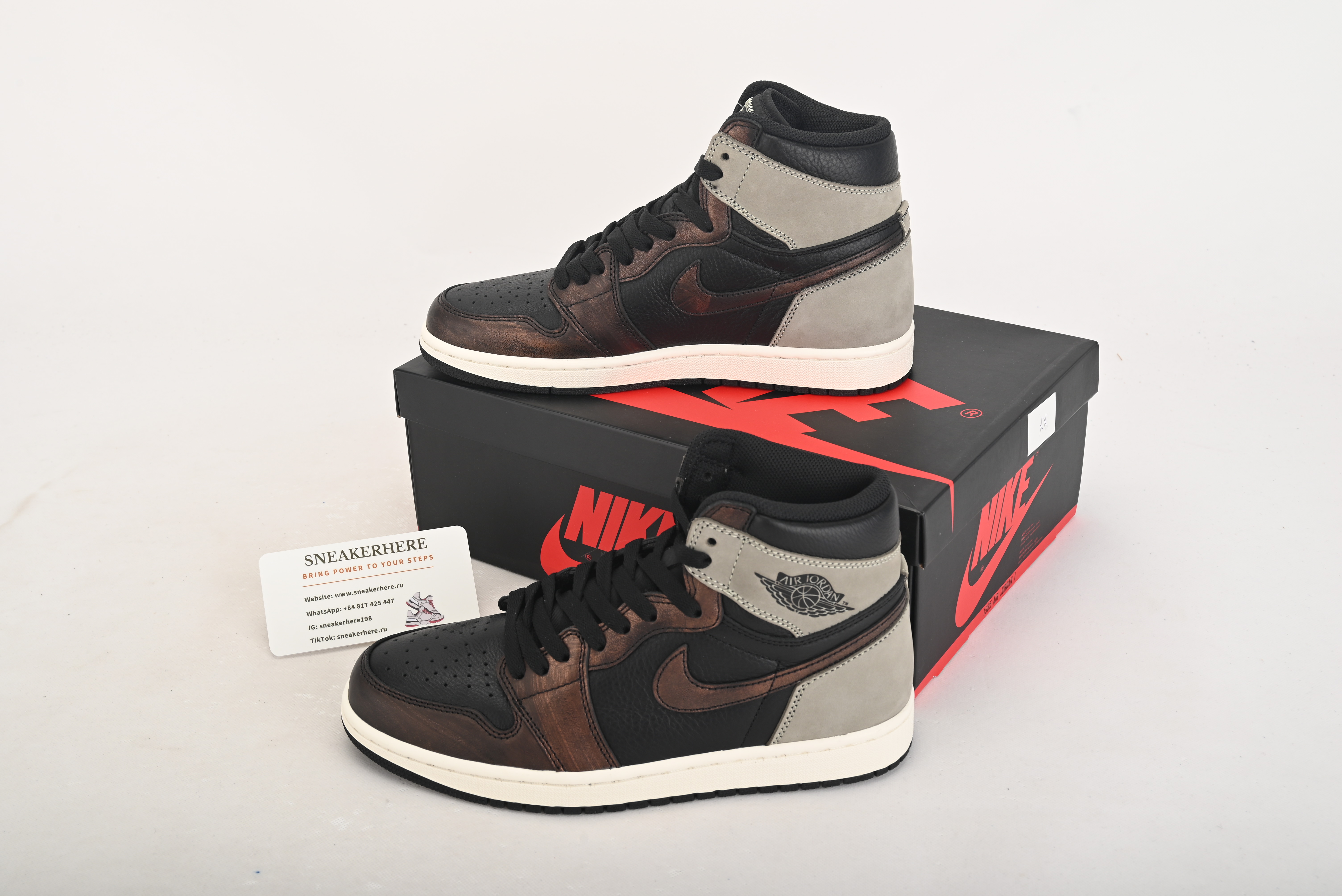 Air Jordan 1 Retro High Light Army Rust Shadow Patina 555088-033
