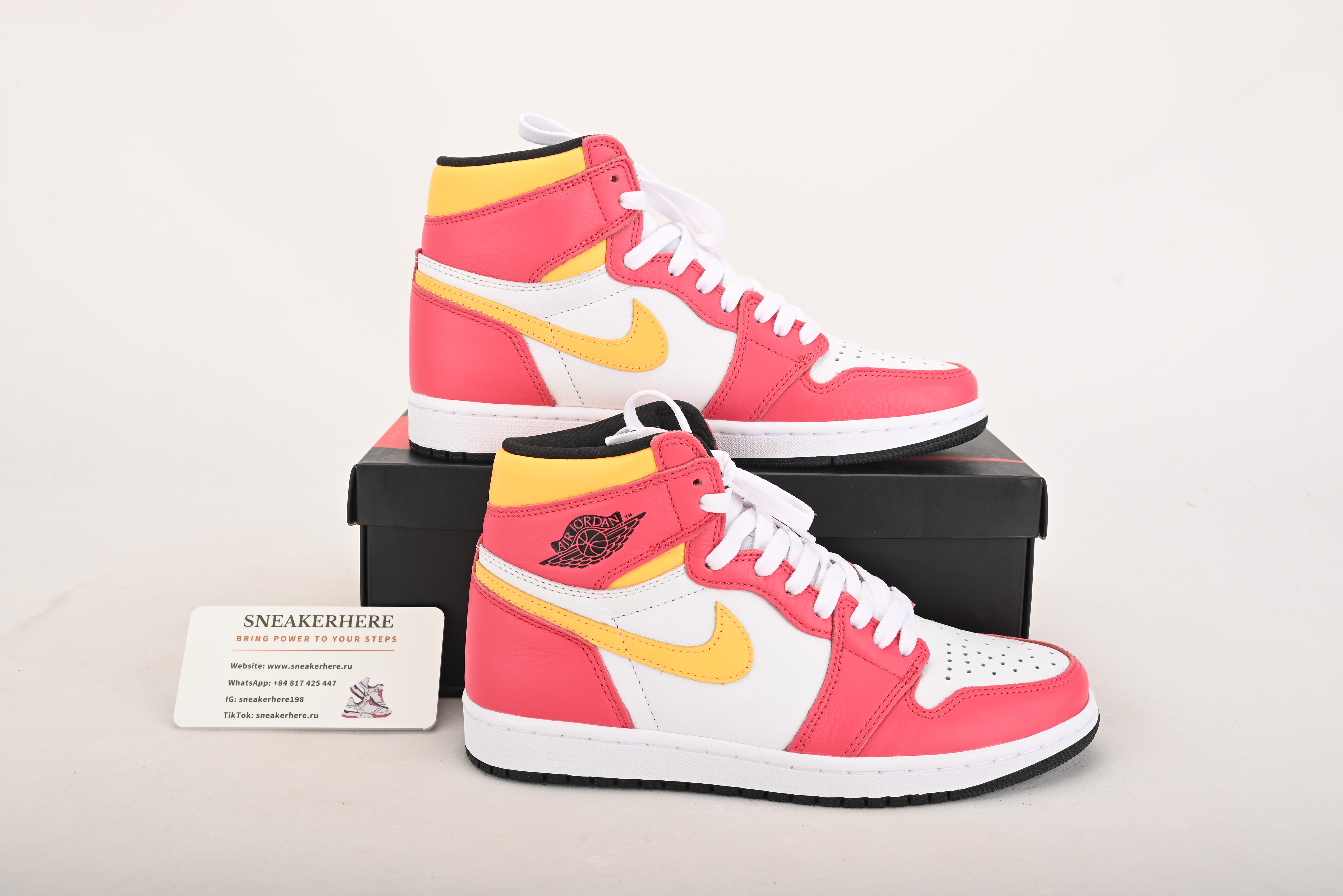 Air Jordan 1 Retro High OG Light Fusion Red 555088-603