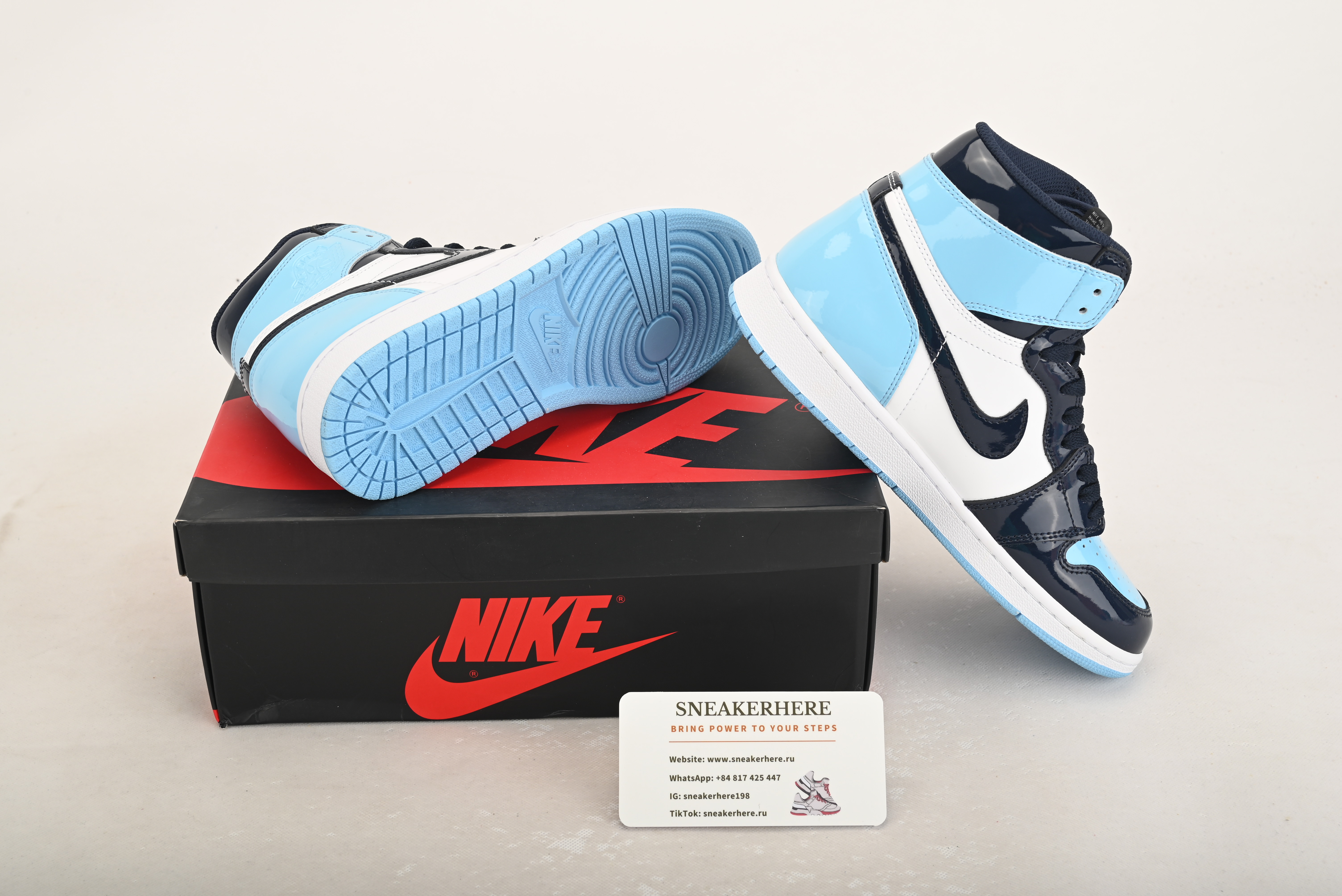 Air Jordan 1 Retro High UNC Patent CD0461-401