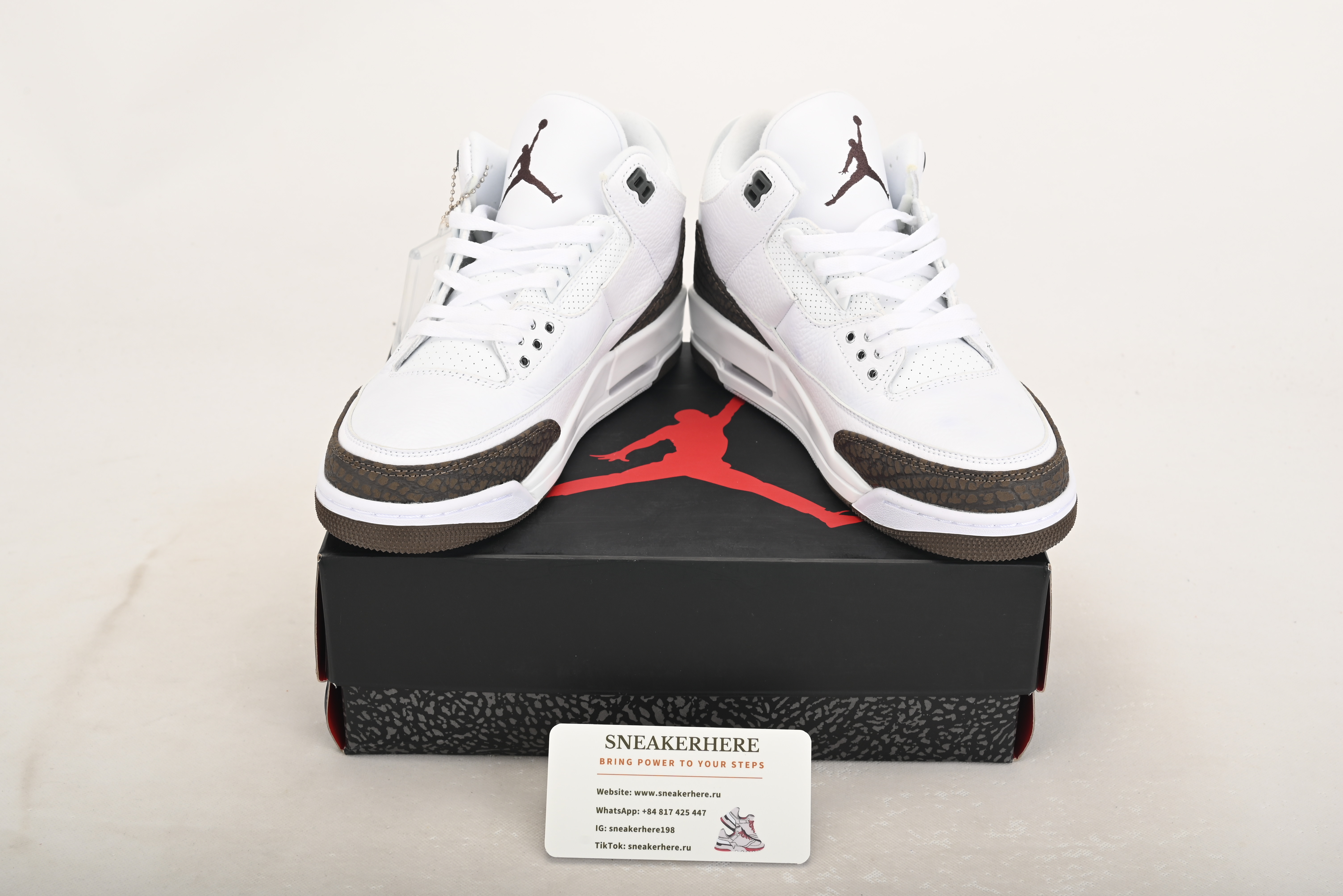Air Jordan 3 Retro Mocha (2018) 136064-122