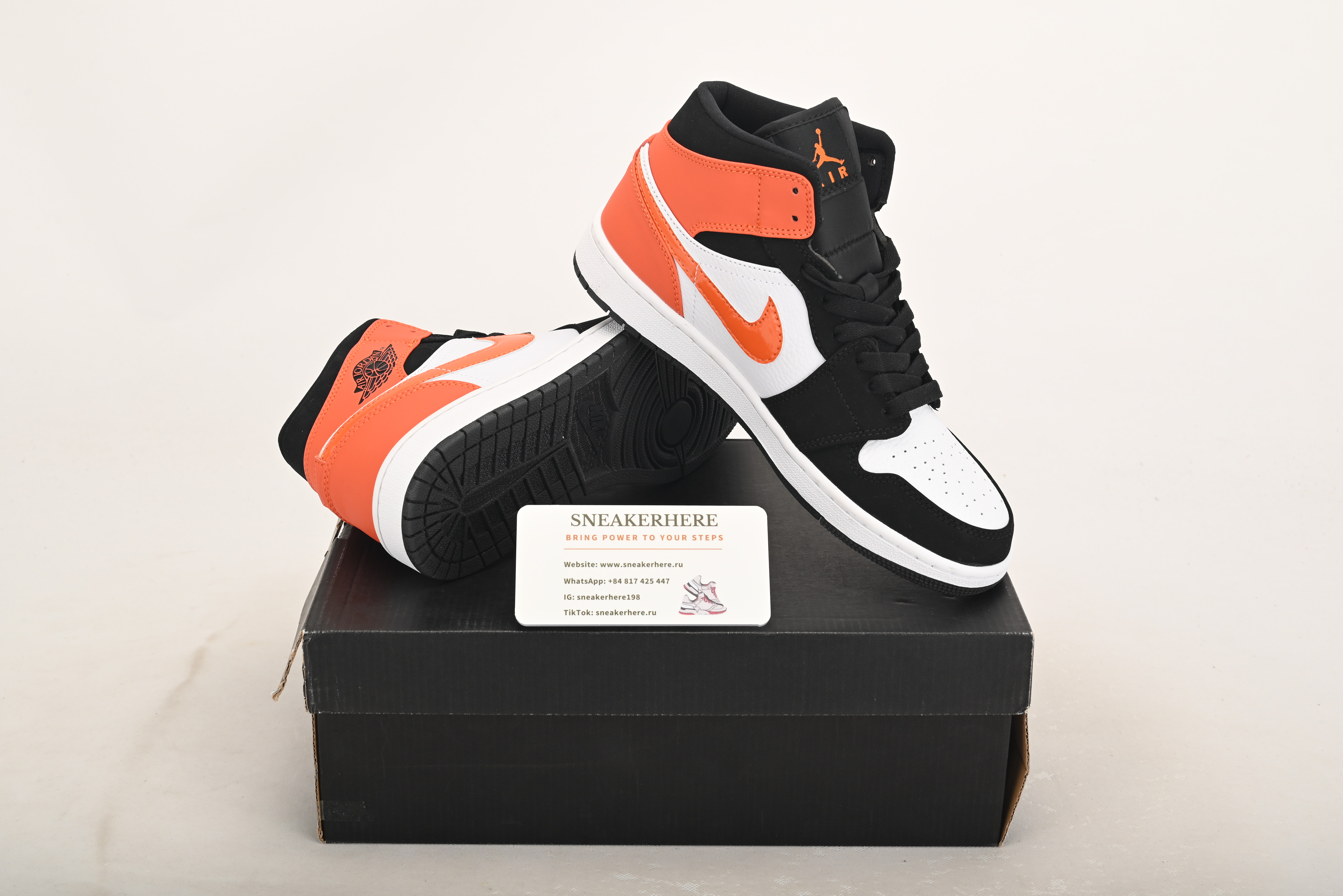Air Jordan 1 Mid Shattered Backboard 554725-058