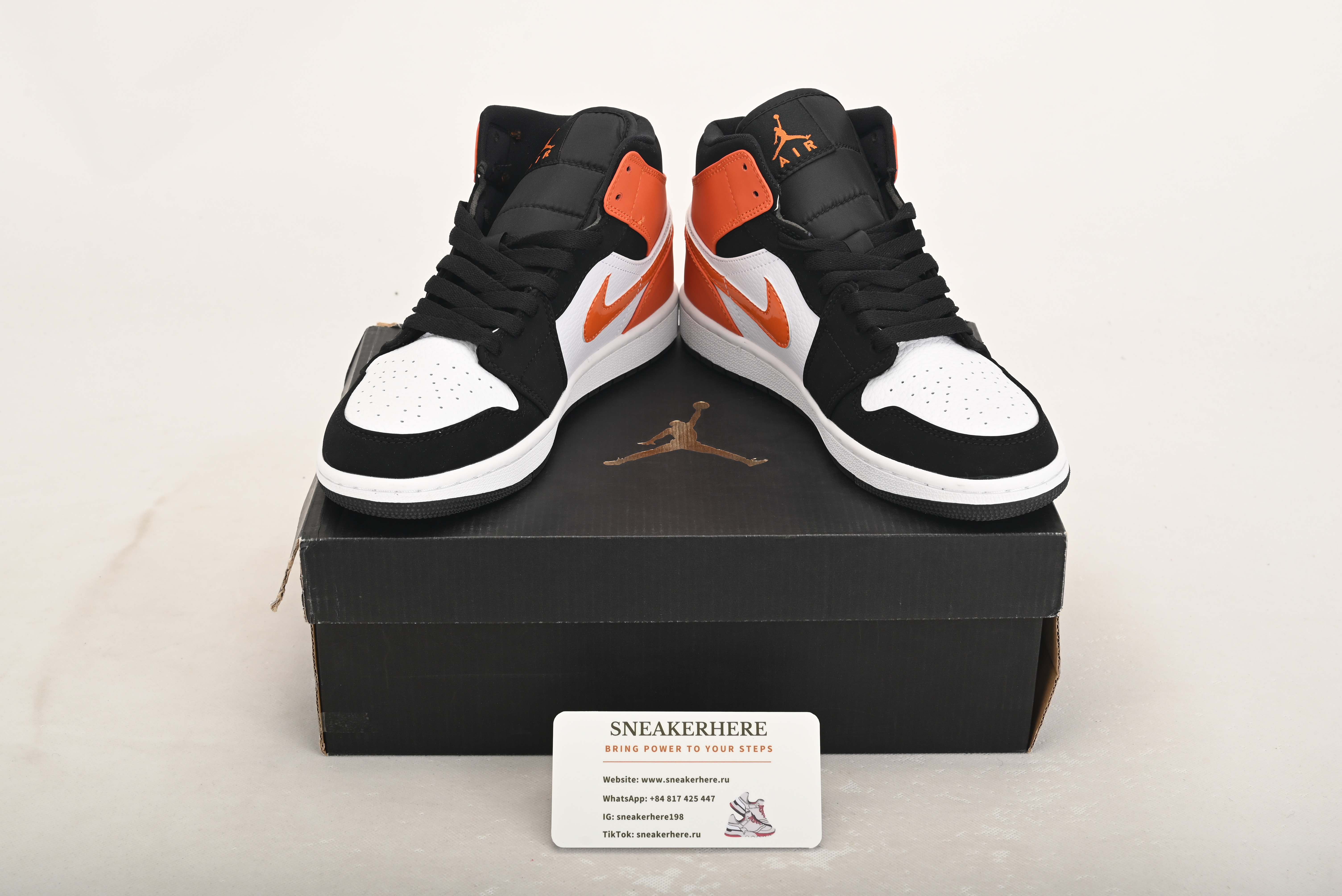 Air Jordan 1 Mid Shattered Backboard 554725-058