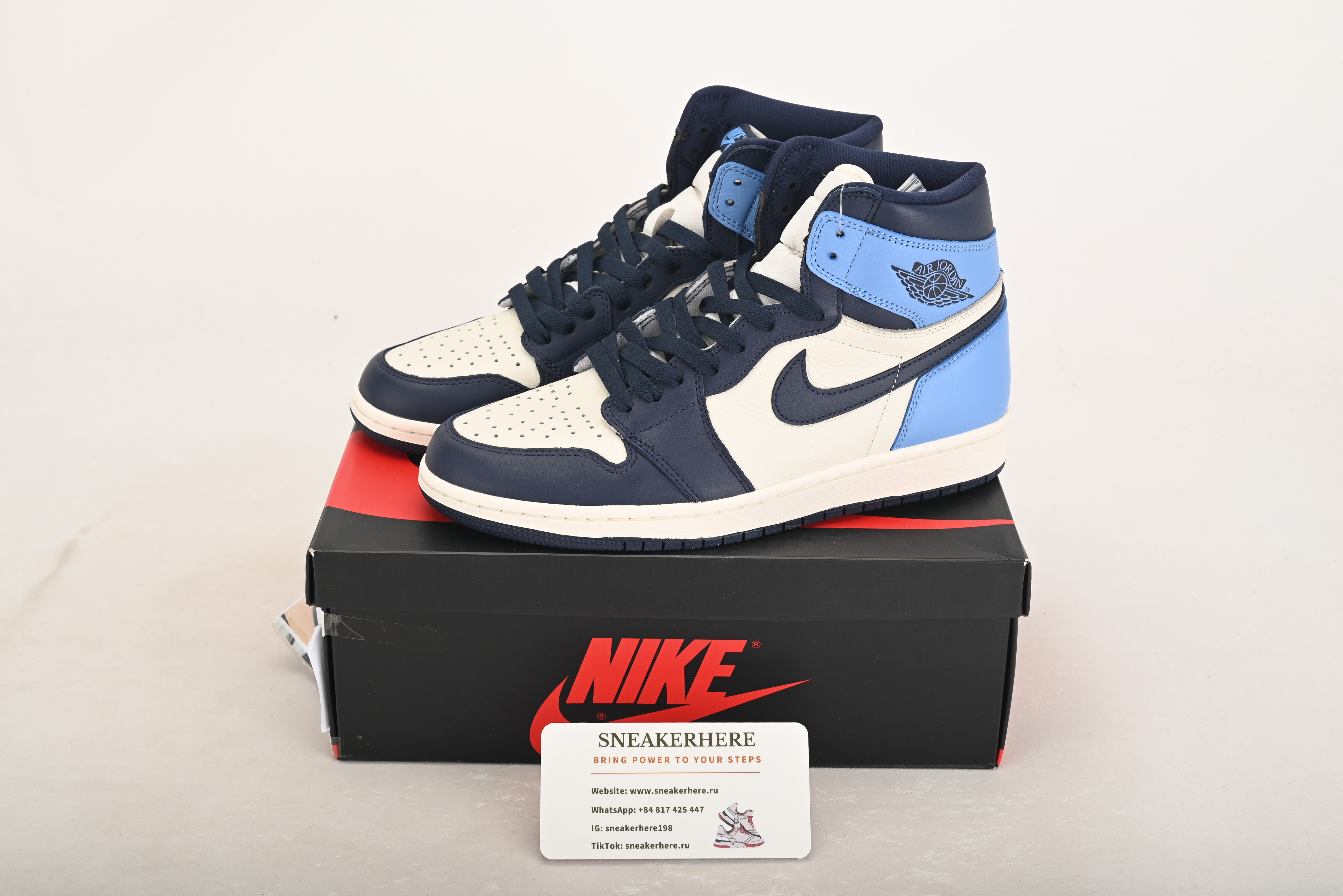 Air Jordan 1 Retro High Obsidian UNC 555088-140