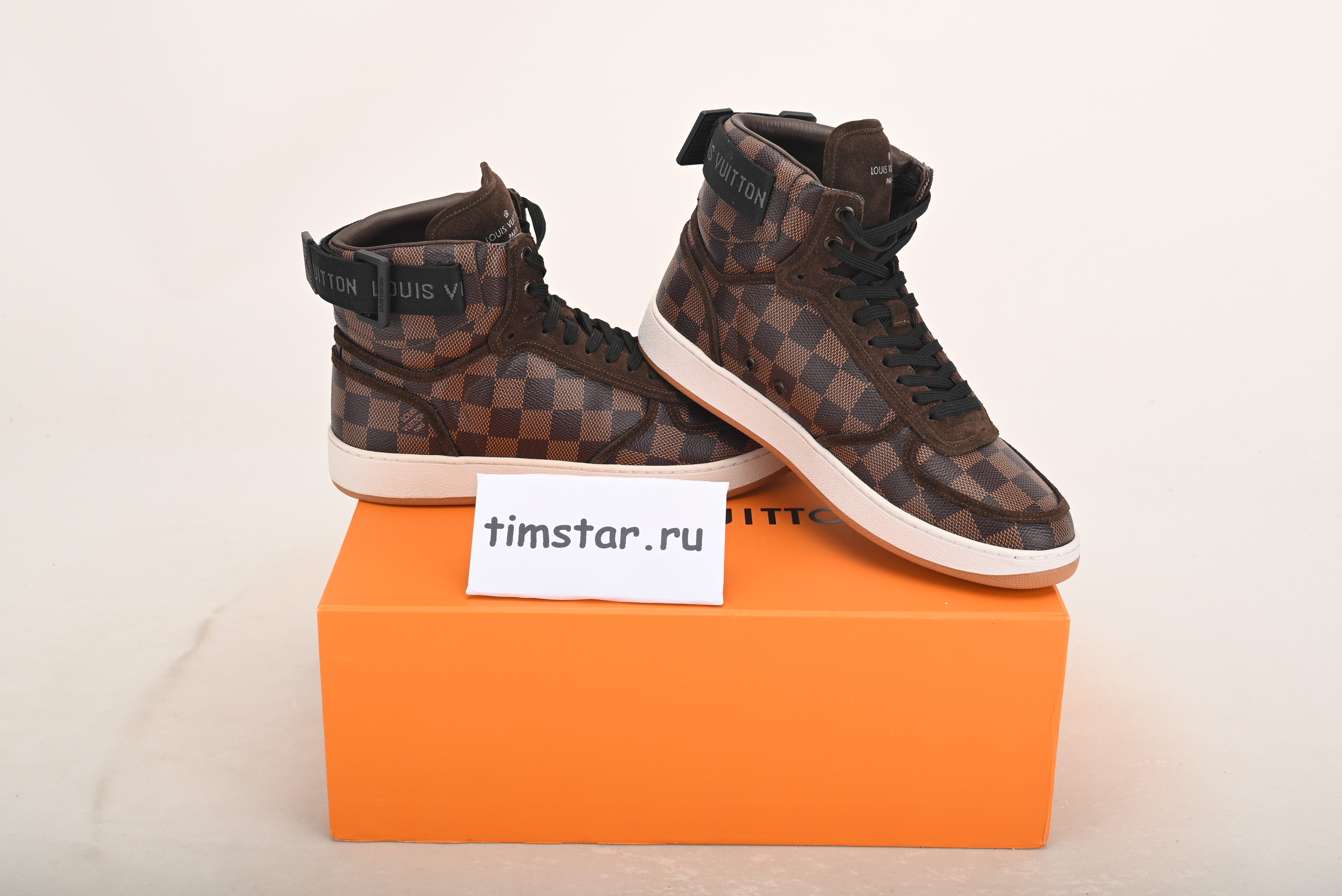 LsVttn Rivoli Sneaker Boot