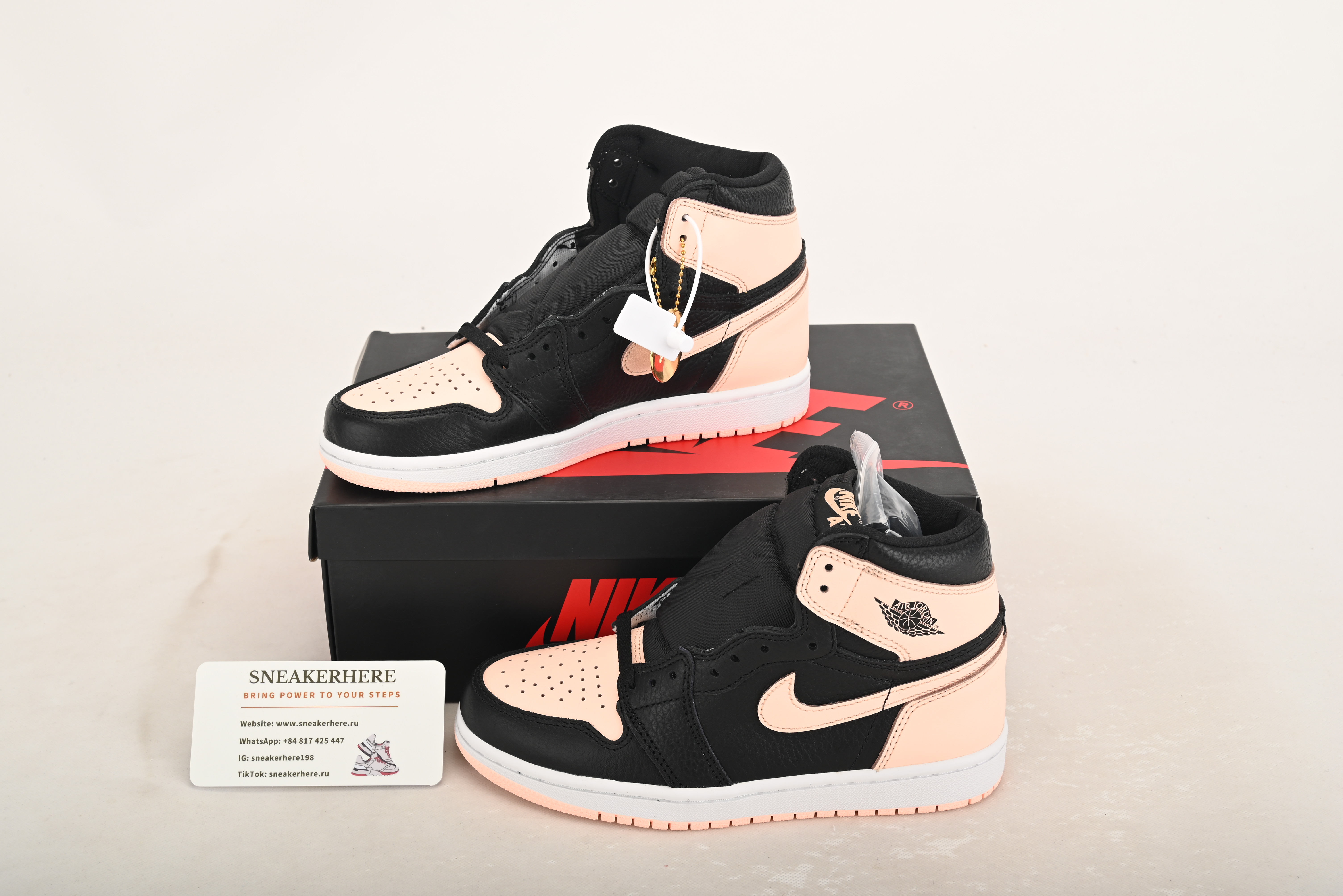 Air Jordan 1 Retro High Black Crimson Tint 555088-081