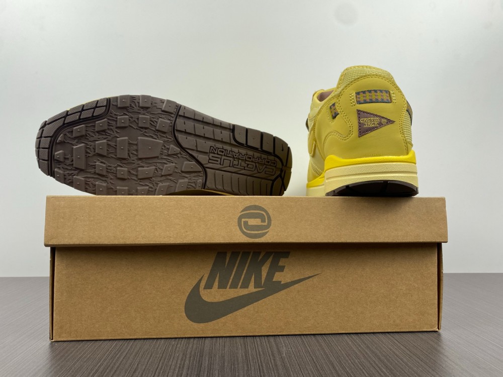 Travis Scott X Nike Air Max 1