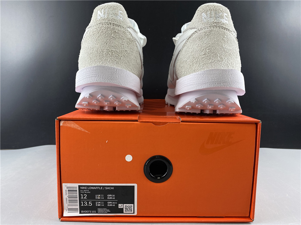Nike LD Waffle sacai White Nylon BV0073-101