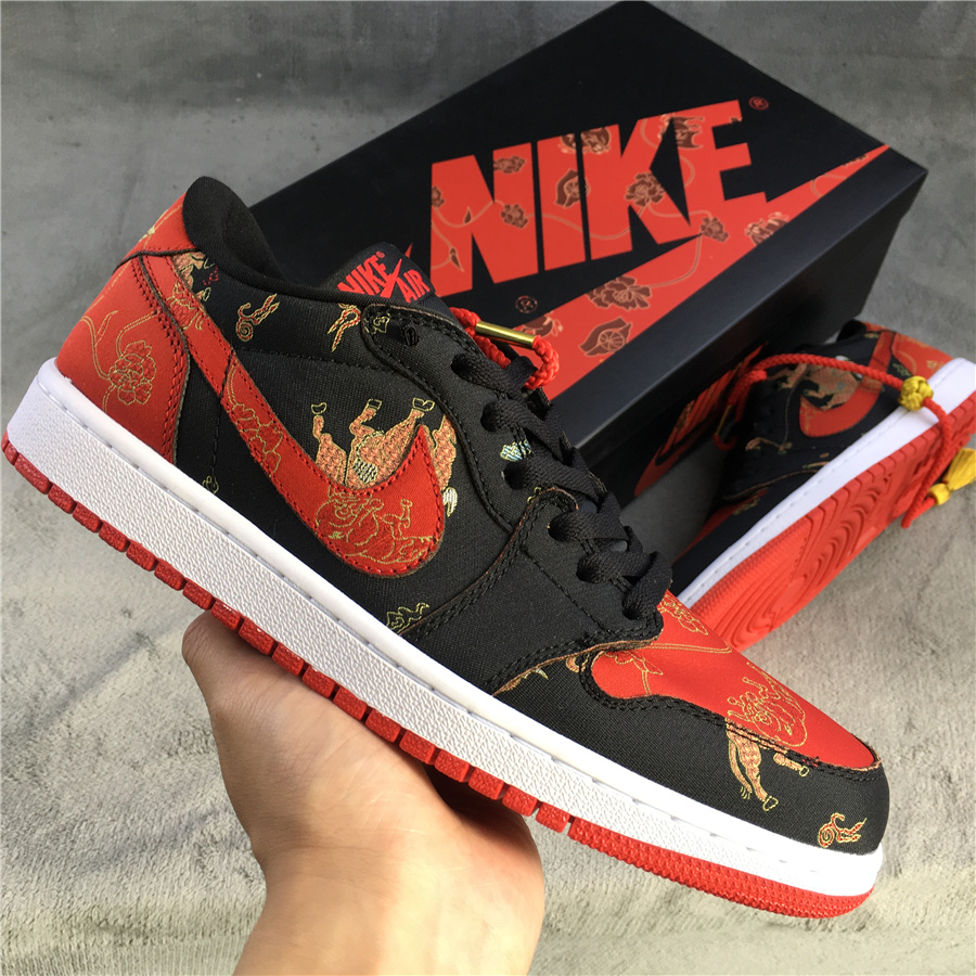 Air Jordan 1 Low OG Chinese New Year DD2233-001