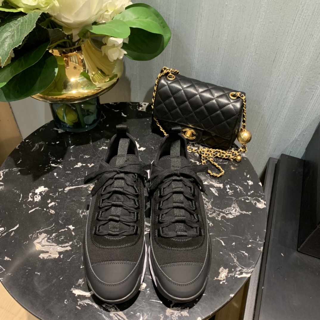 Channe1 sneakers 005