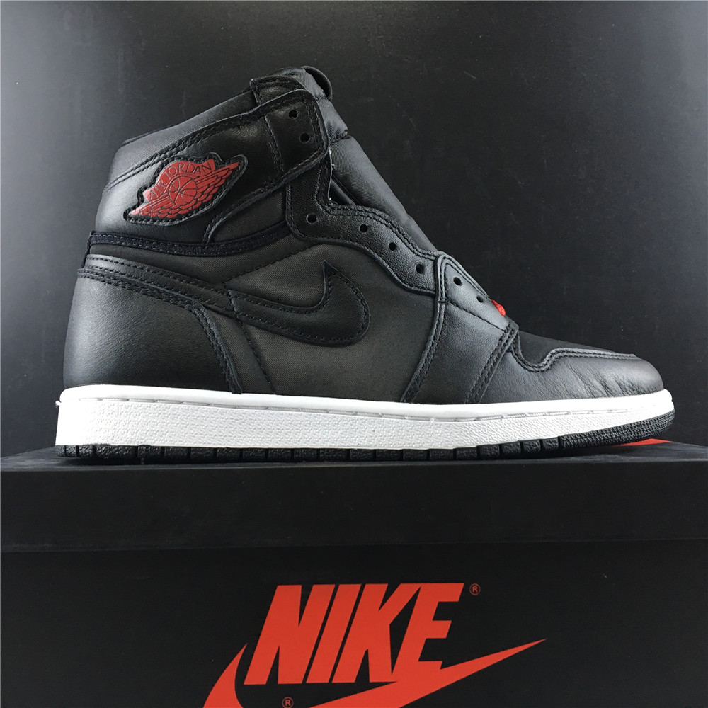 Air Jordan 1 Retro High Black Satin Gym Red 555088-060