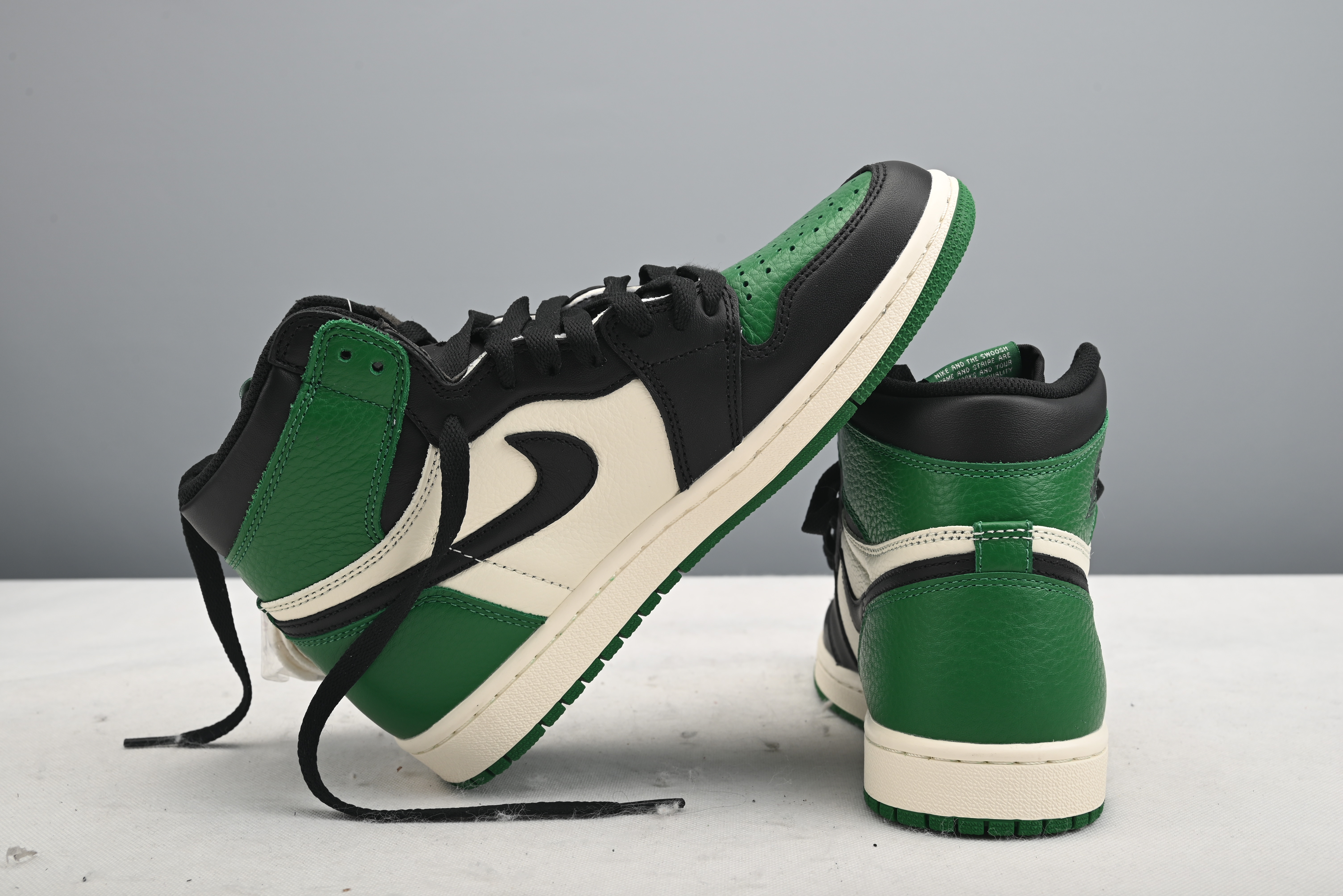 Jordan 1 Retro High Pine Green 575441-302