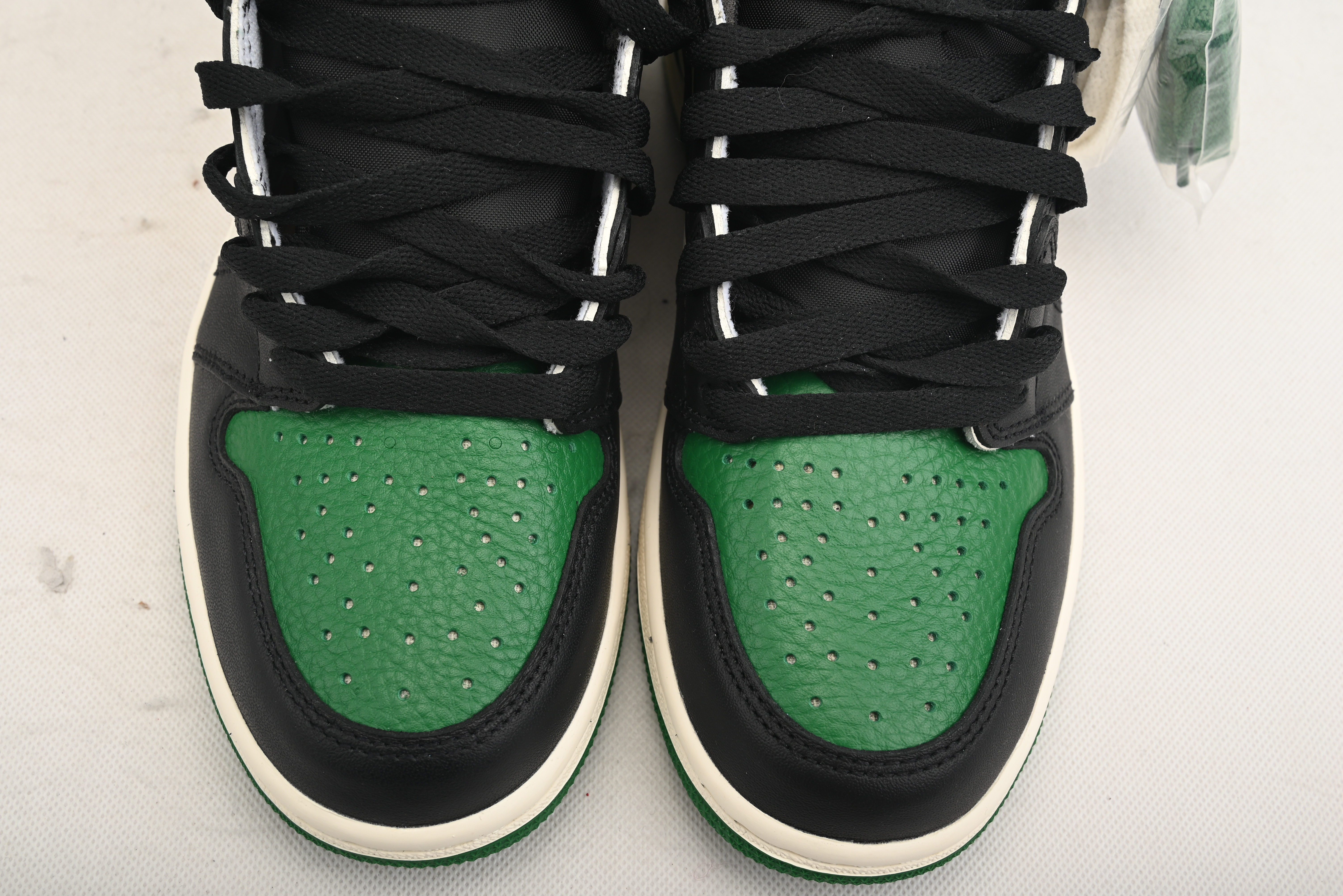 Jordan 1 Retro High Pine Green 575441-302