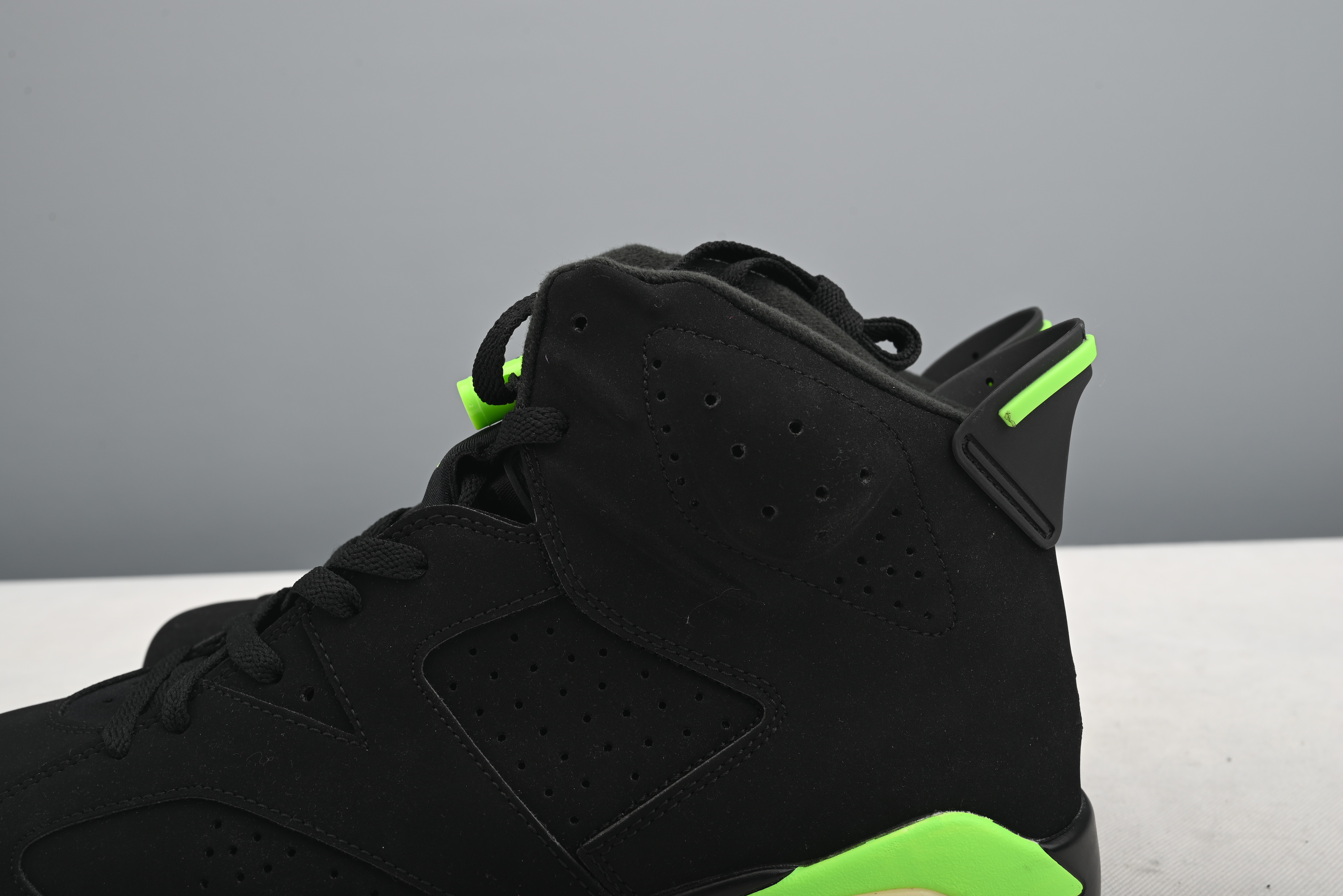 Jordan 6 Retro Electric Green 384665-003