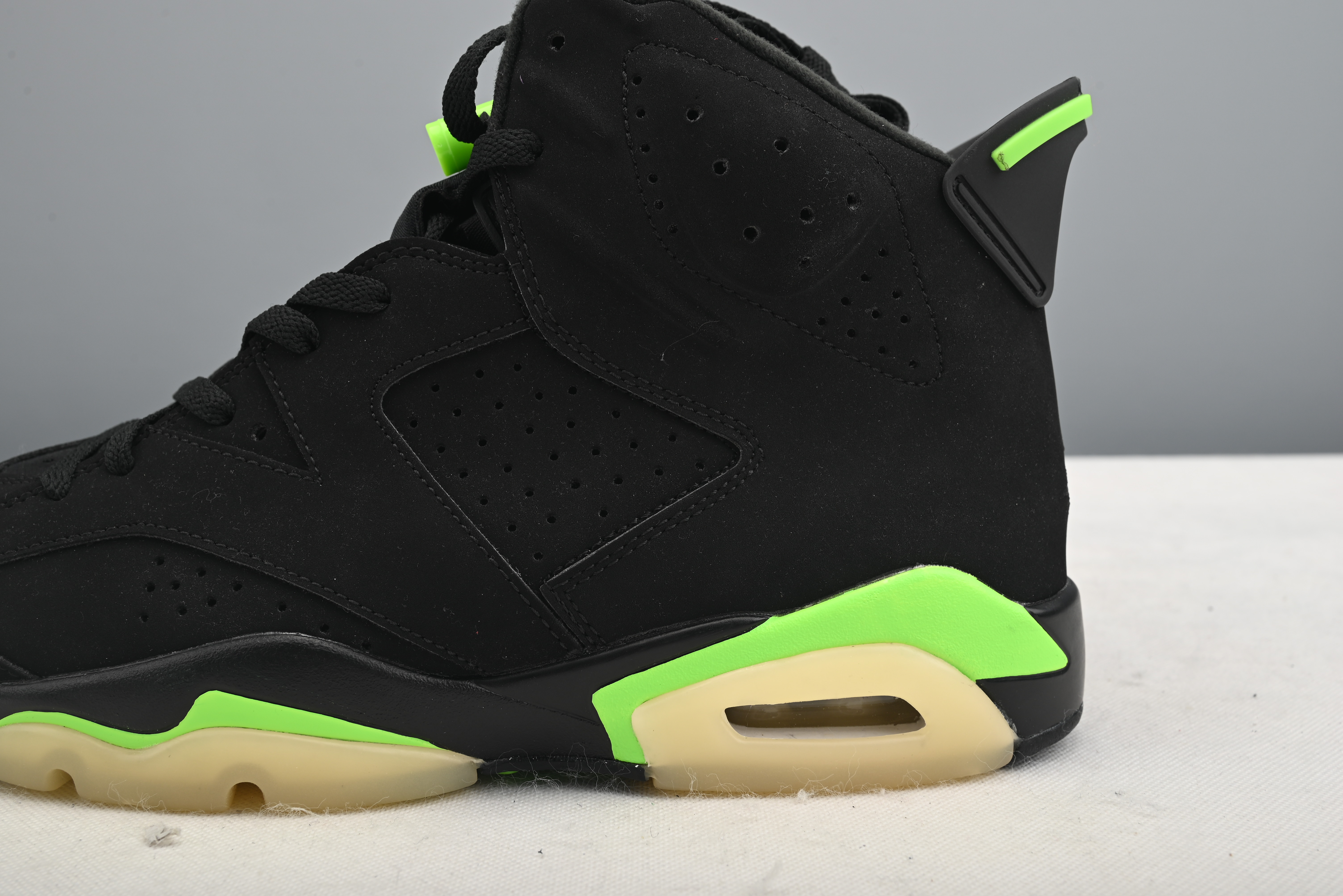 Jordan 6 Retro Electric Green 384665-003
