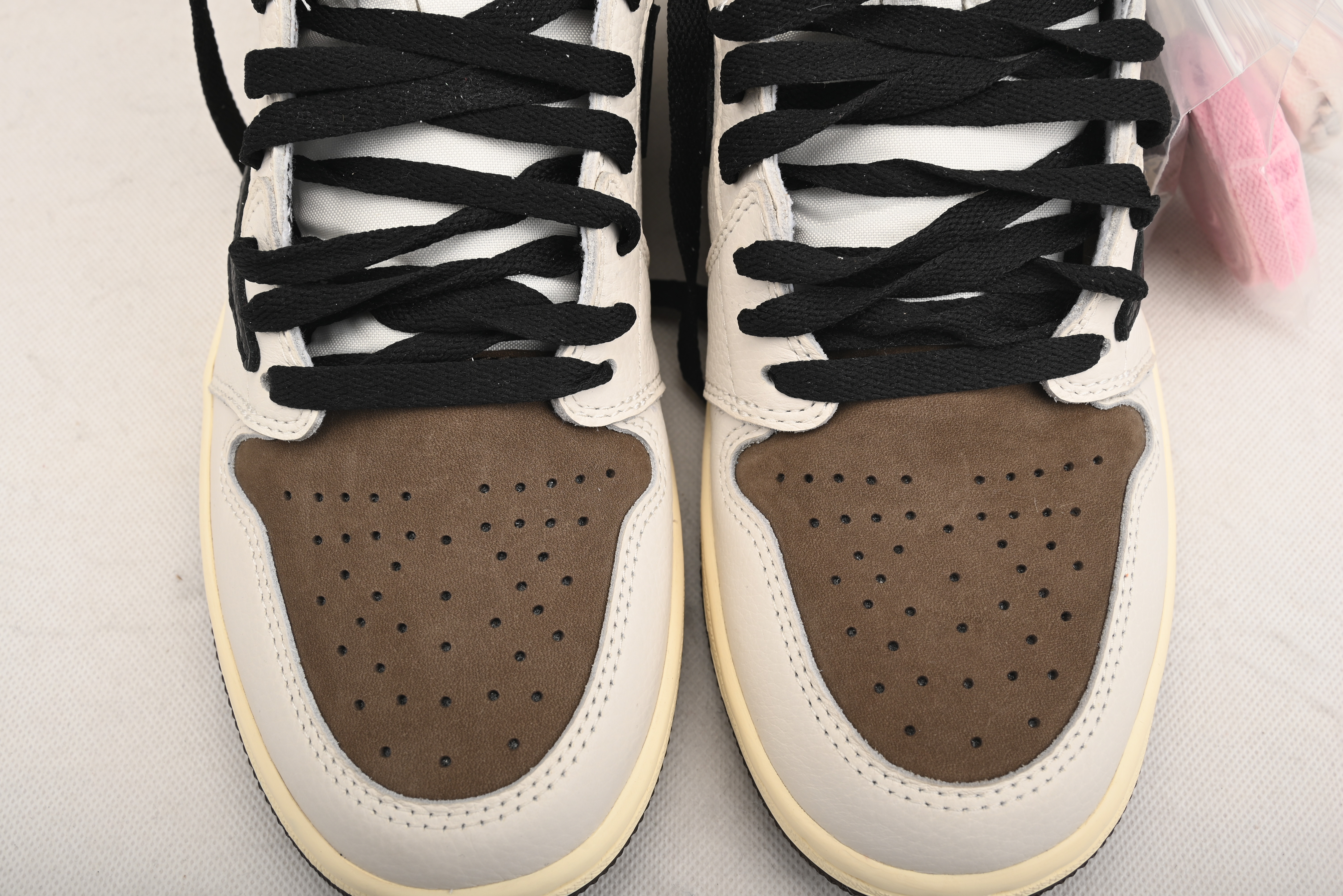 Air Jordan 1 High Travis Scott Reverse Alternate CD4487-100