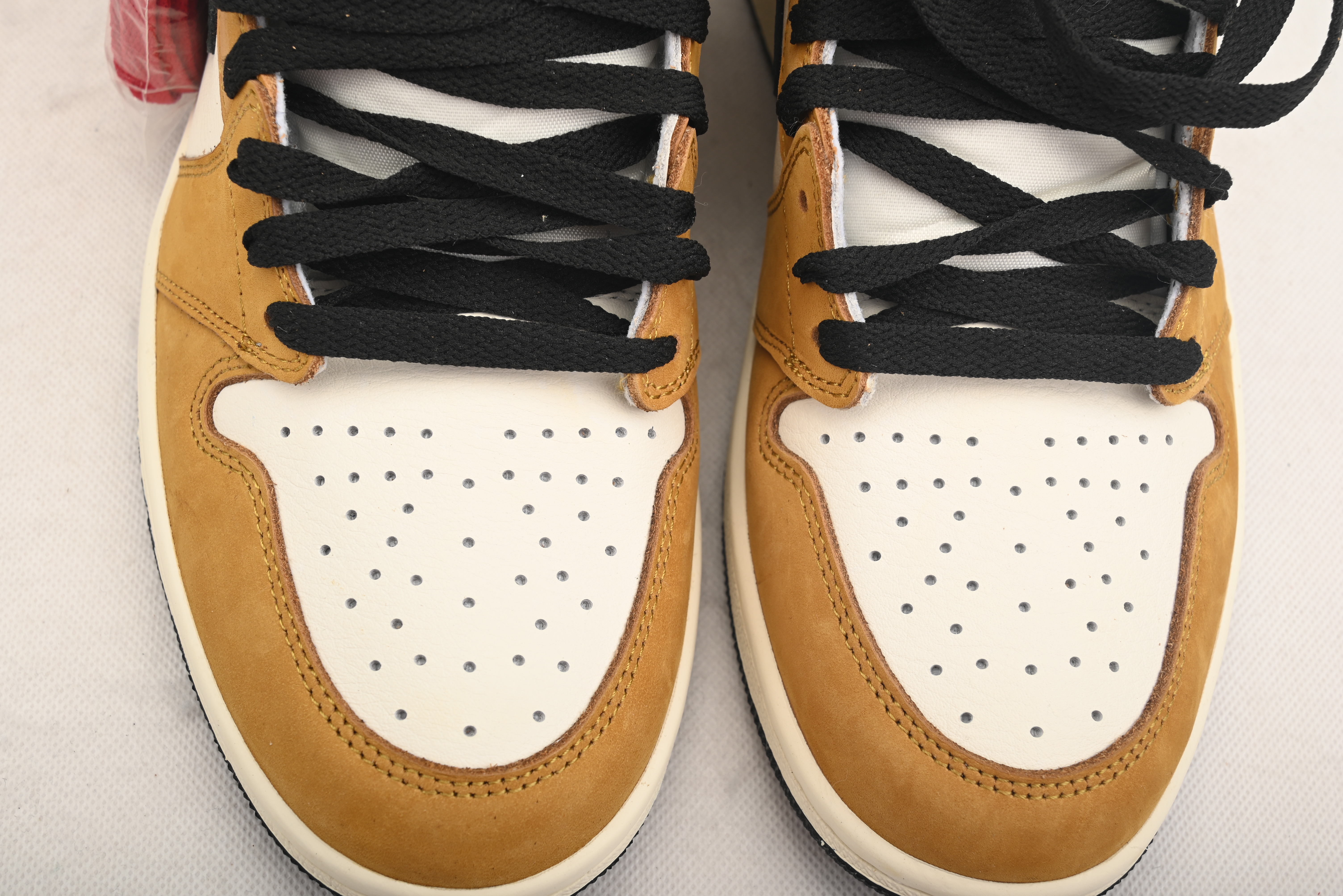 Jordan 1 Retro High Rookie of the Year 555088-700