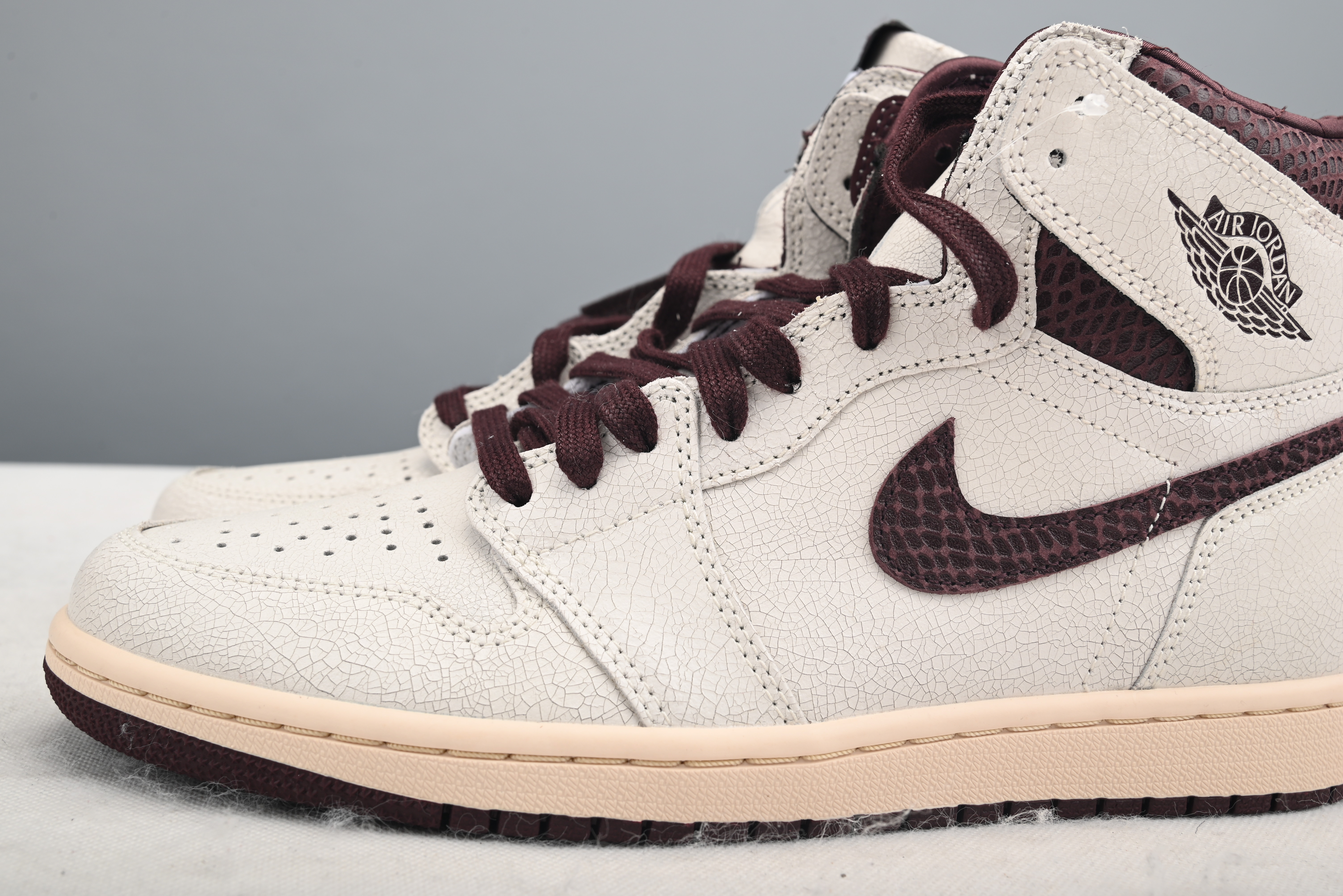 Jordan 1 Retro High OG A Ma Maniére DO7097-100