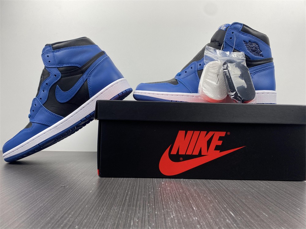 Jordan 1 Retro High OG Dark Marina Blue 555088-404