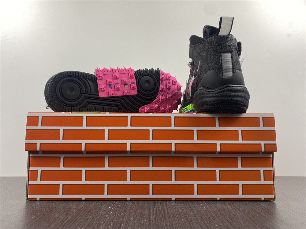 OFF-WHITE x Nike Air Force 1 Mid DO6290-001