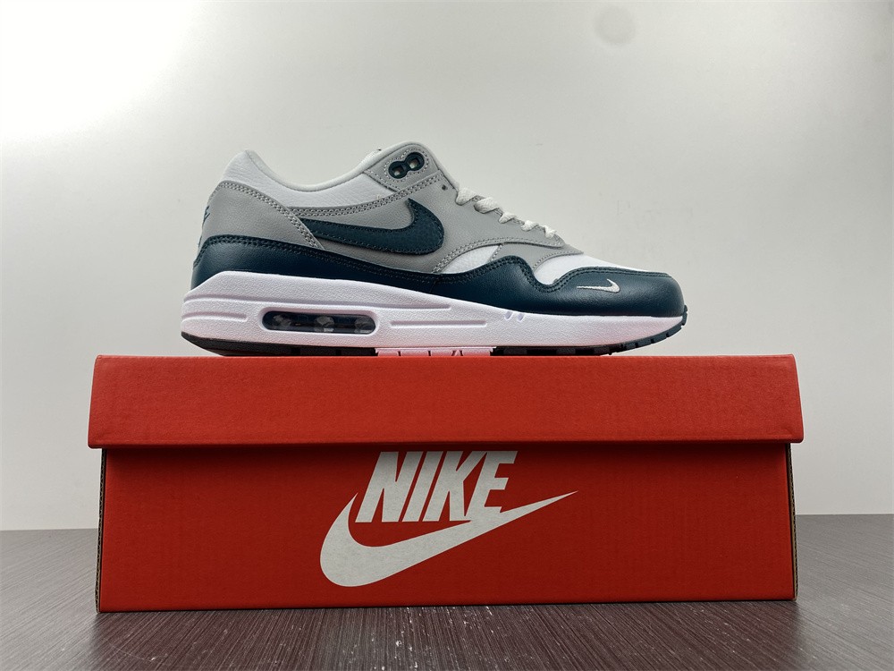 Nike Air Max DH4059-101
