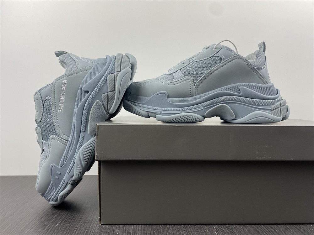 Blncig Triple S Pale Blue 524039W2FW14700
